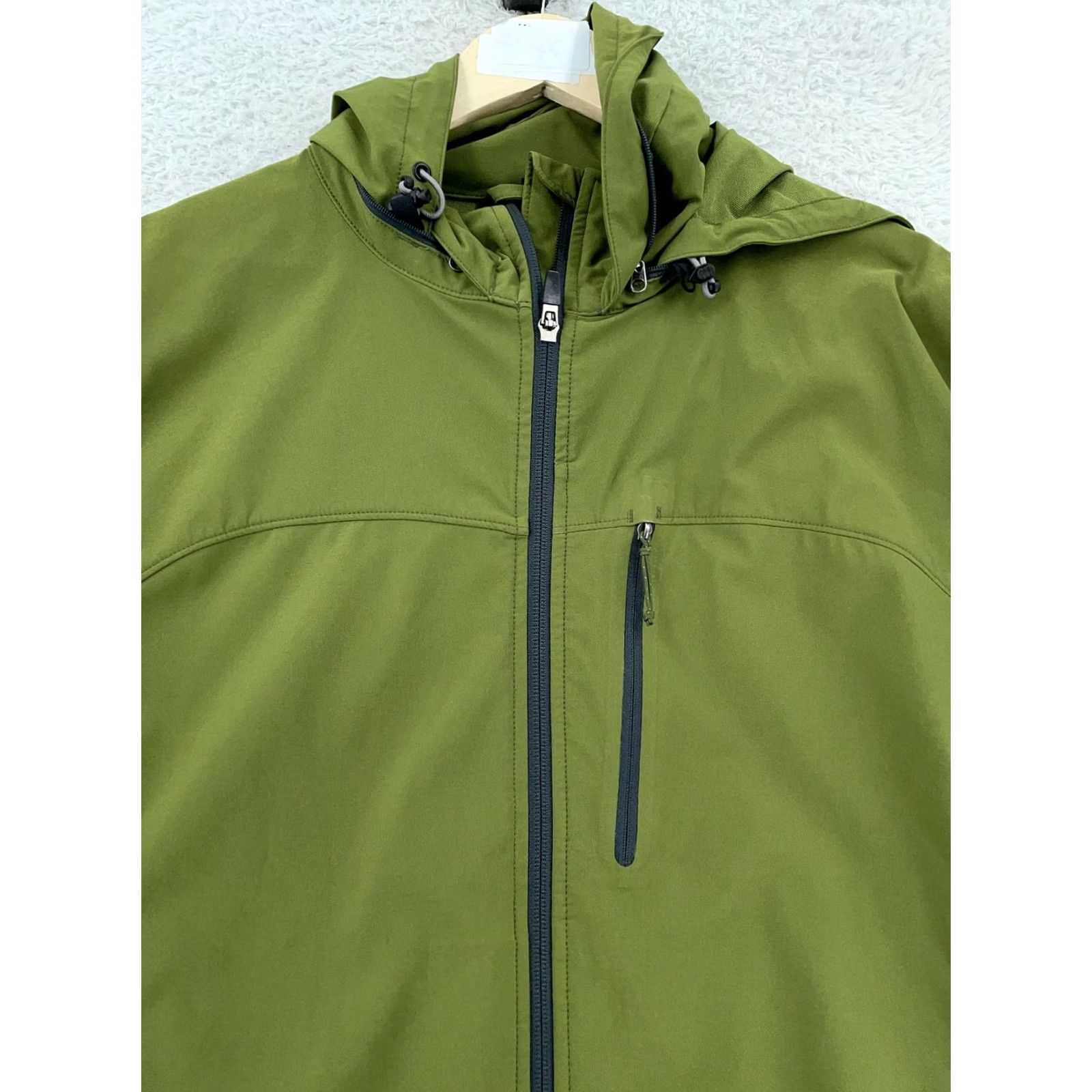 Vintage REI Windbreaker Jacket Mens Large Green Black Full Zip Hooded Softshell Hiking Outdoor Activewear Casual- Mens L Green Jacket Size US L / EU 52-54 / 3 - 2 Thumbnail