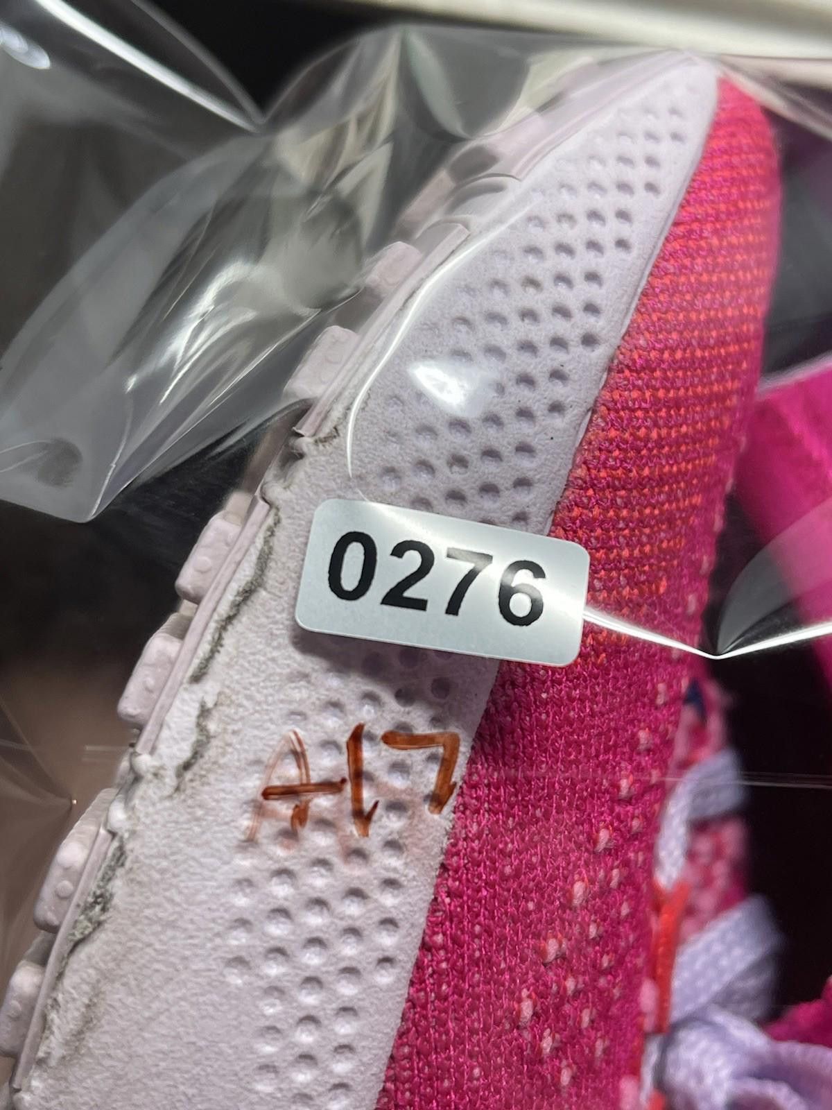 Nike Nike React Escape Run Shoes Womens Size 8 Pink Flyknit FK Size US 8 / IT 38 - 11 Thumbnail
