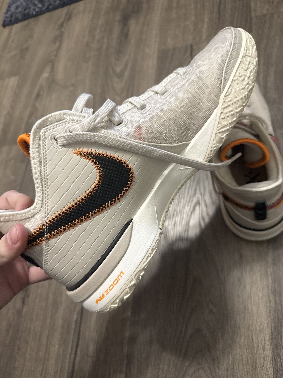 Nike Lebron 20 Size 9 Size US 9 / EU 42 - 5 Thumbnail