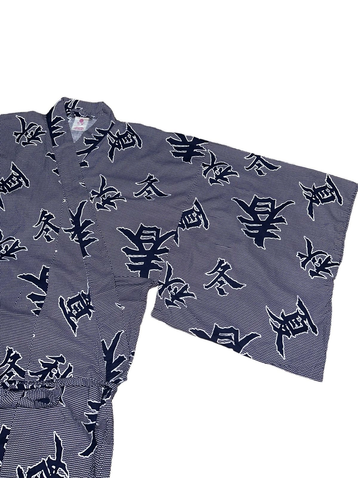 Japanese Brand Samurai Gown Japanese Kimono Yukata Robe Size US M / EU 48-50 / 2 - 4 Thumbnail