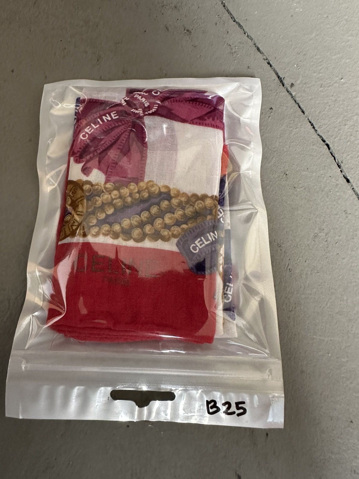 Vintage Vintage Celine Handkerchief/ Neckerchief/ Bandana Size ONE SIZE - 22 Thumbnail