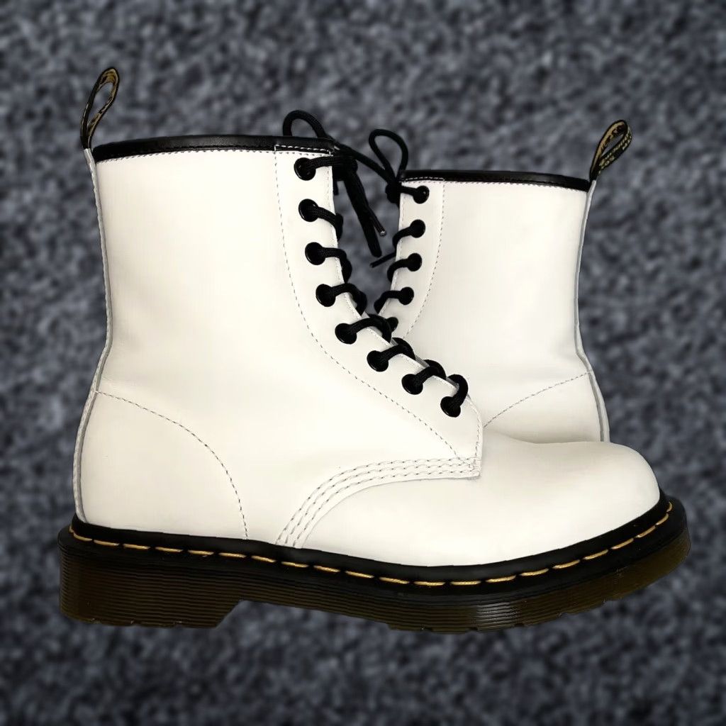 Dr. Martens VINTAGE Dr. Martens 1460 White Leather Lace Up Combat Boots Women 6 Worn Once Size US 6 / IT 36 - 1 Thumbnail