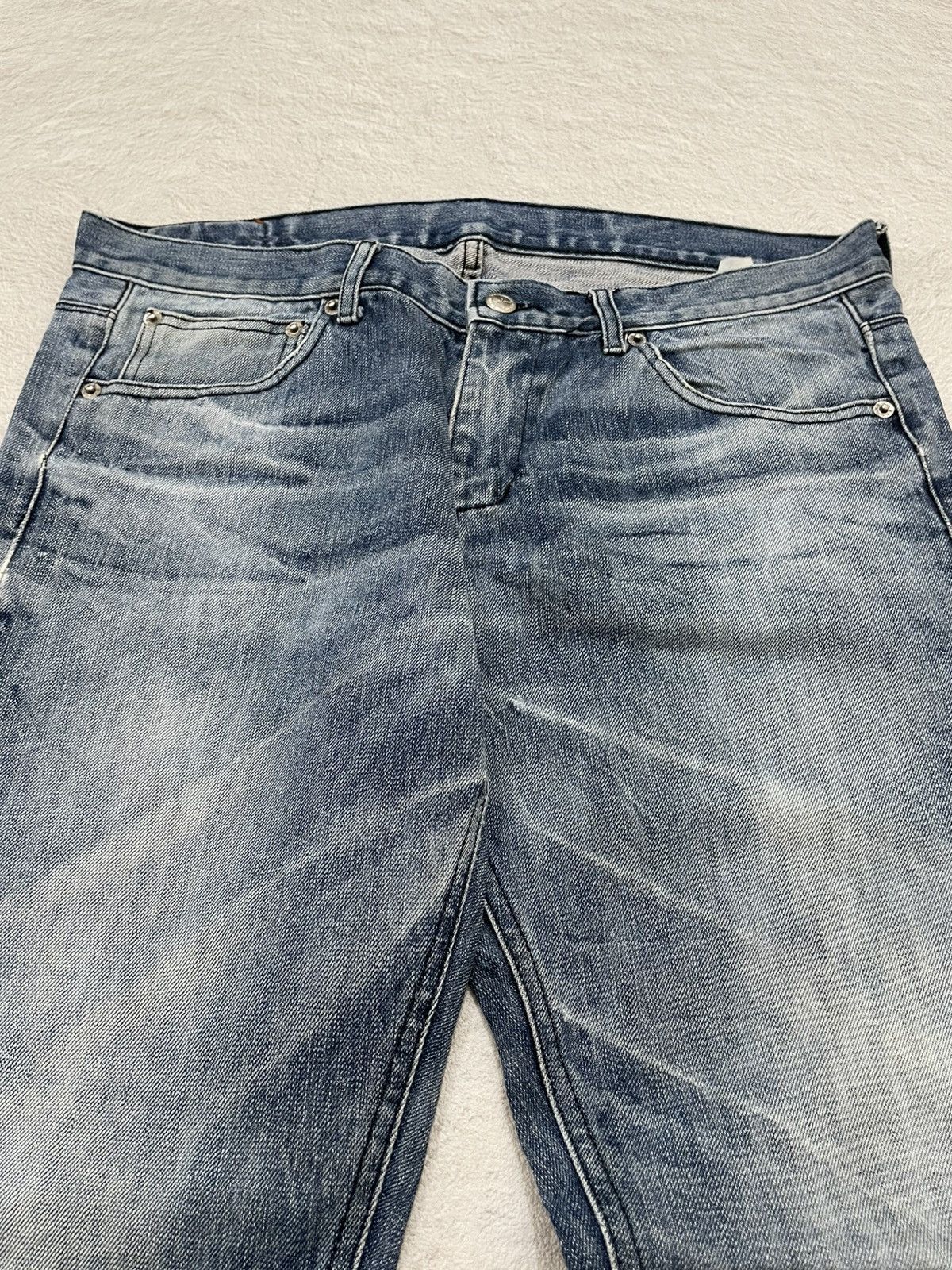 Japanese Brand 2000s Blue Denim Fading Y2K Size US 34 / EU 50 - 4 Thumbnail