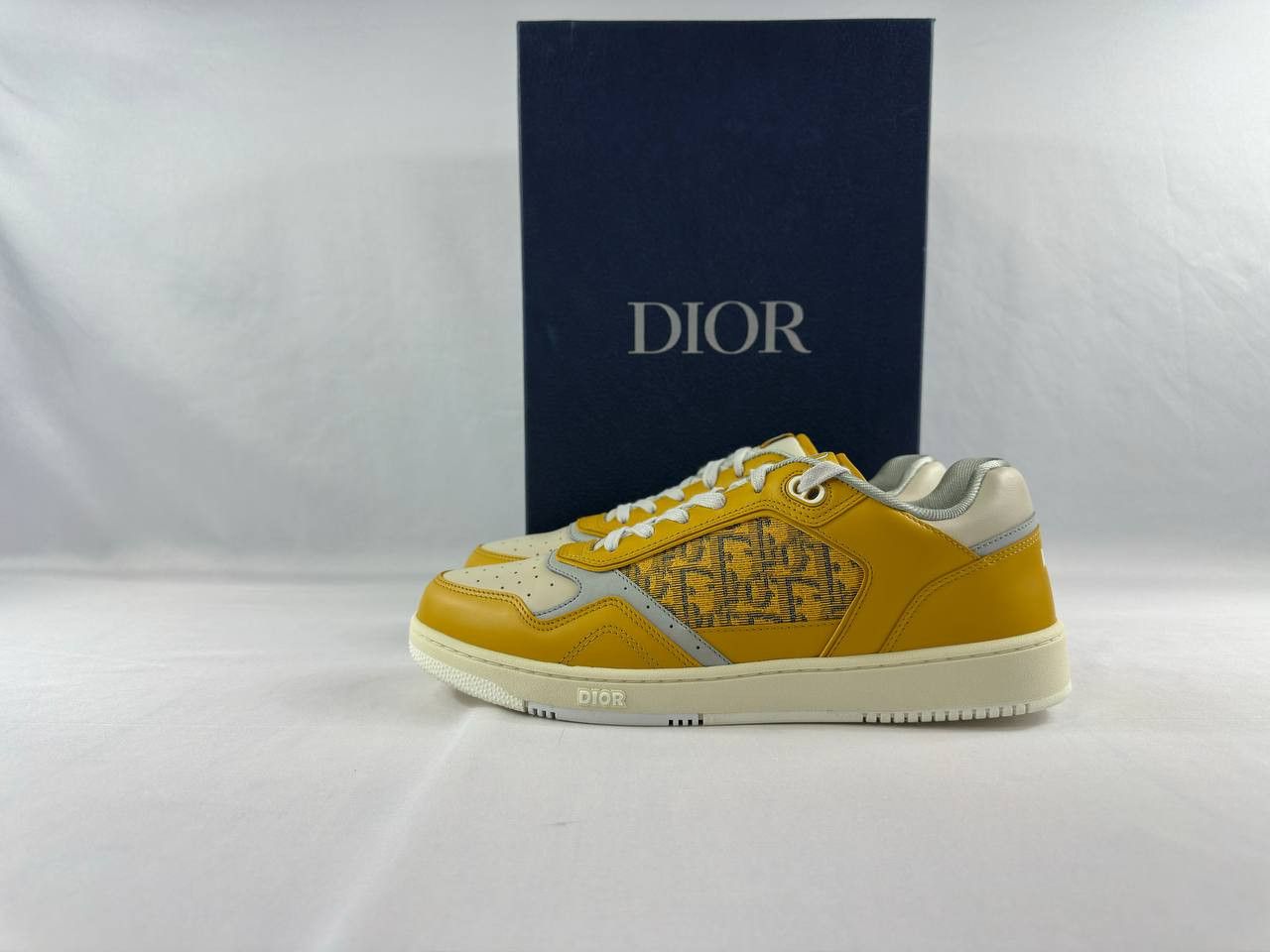 Dior Dior B27 Low 'Dior Oblique' Gold-Tone White Grey Size US 11 / EU 44 - 7 Thumbnail