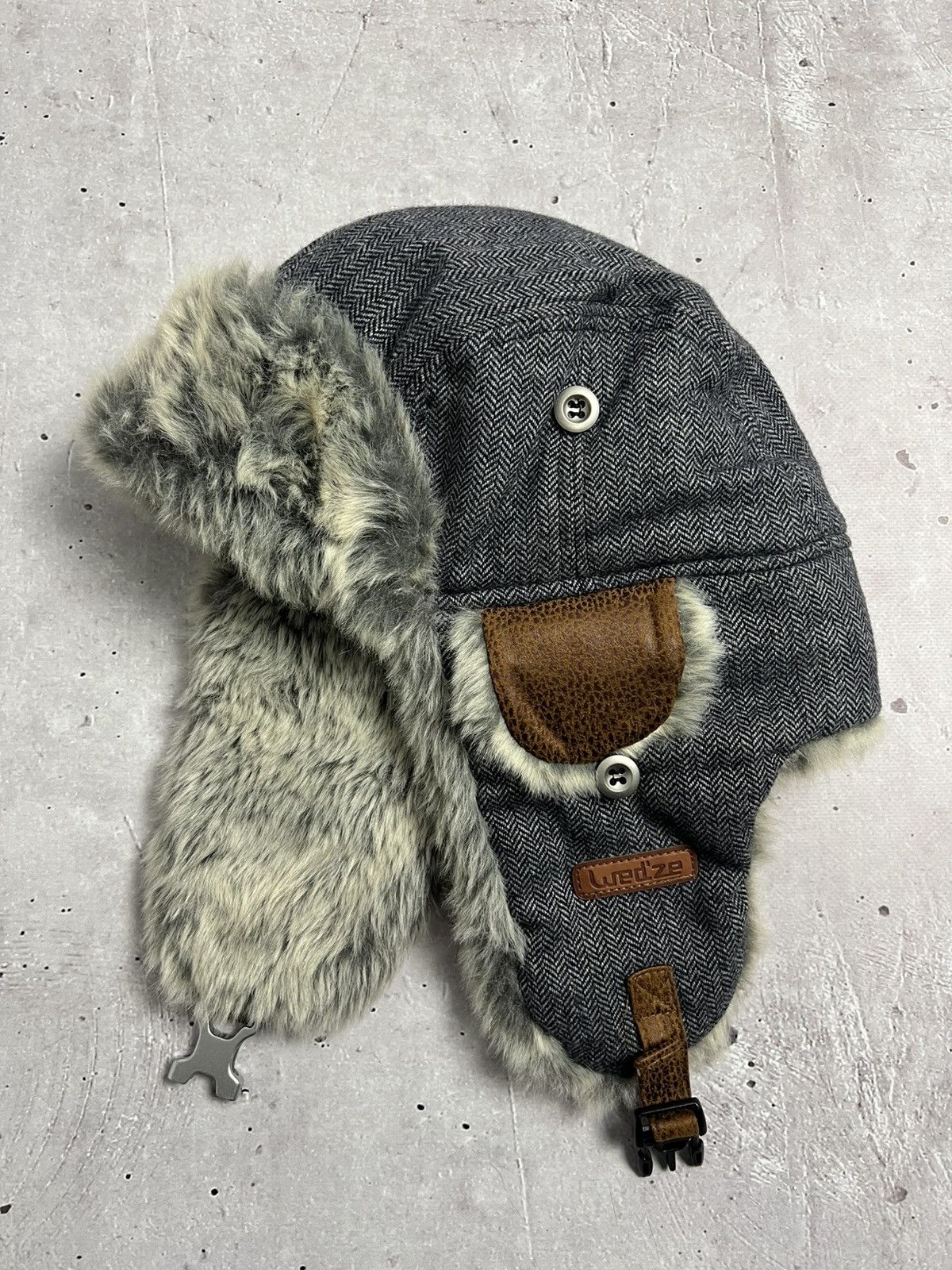 Japanese Brand Vintage Y2K Fuzzy Fur Ushanka Hat Size ONE SIZE - 2 Thumbnail