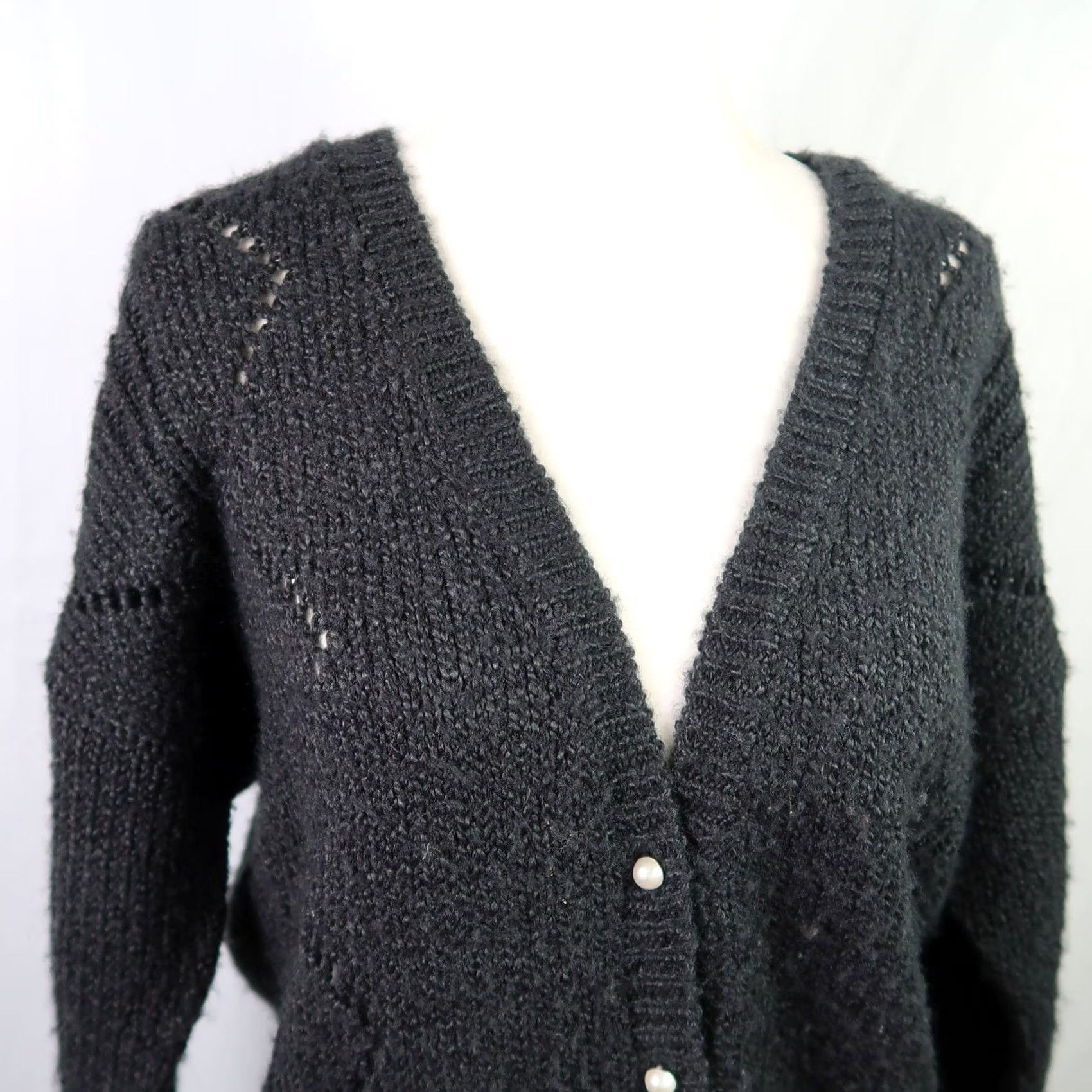 Diane von Furstenberg VINTAGE Diane von Furstenberg Black Pointelle Knit Cardigan Sweater M Womens 90s Casual Size M / US 6-8 / IT 42-44 - 3 Thumbnail