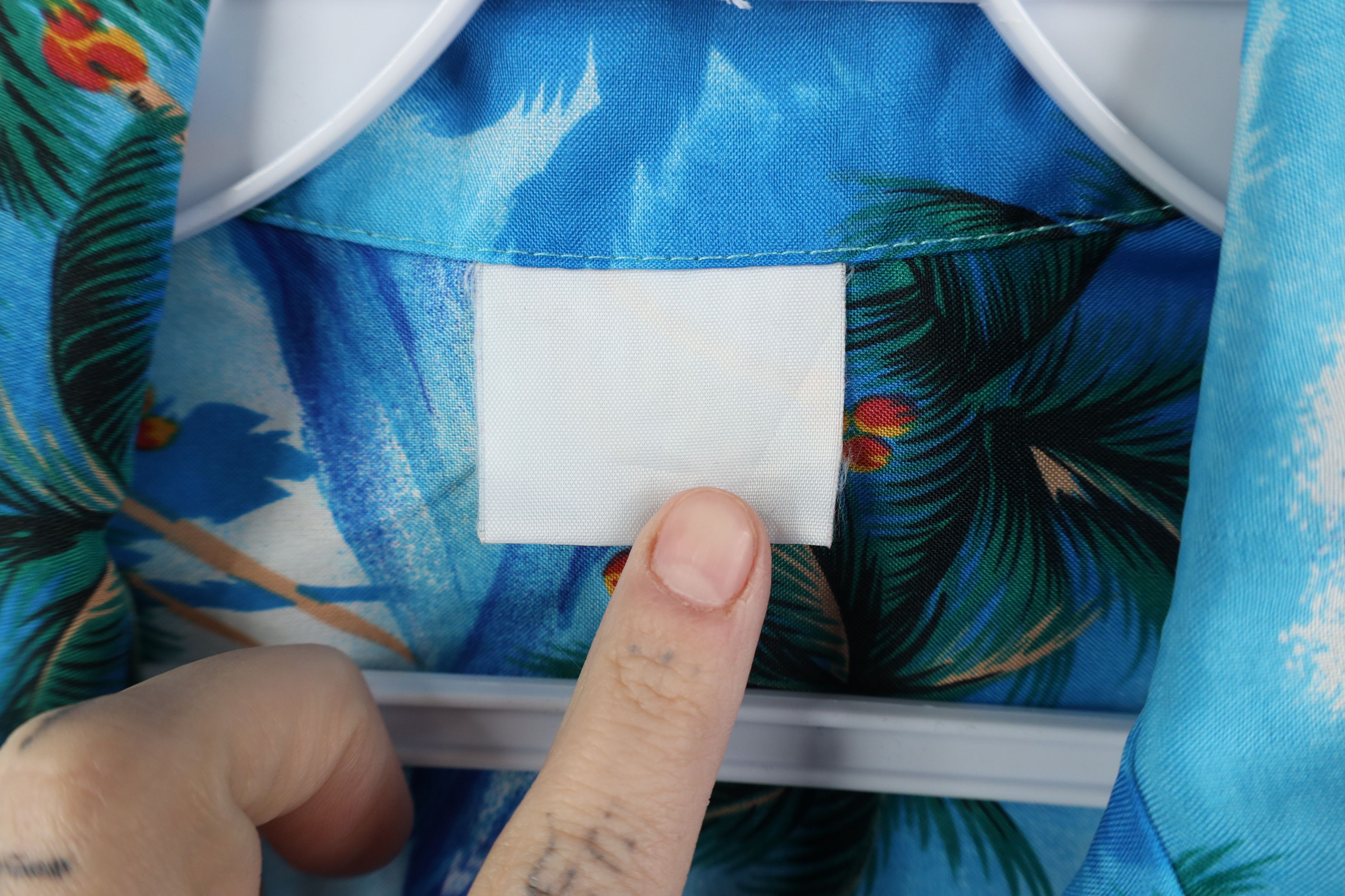 Vintage Vintage 70s Streetwear Camp Collar Hawaiian Button Shirt USA Size US M / EU 48-50 / 2 - 8 Thumbnail
