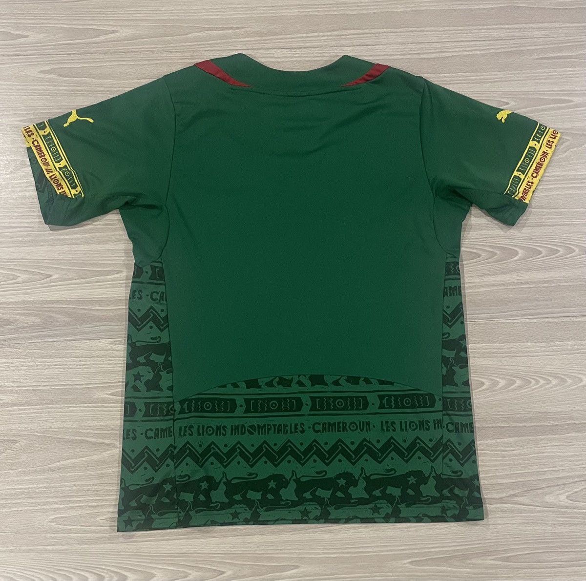 Puma Puma 2014/15 Cameroon AFCON Soccer Jersey Green Men’s Medium Size US M / EU 48-50 / 2 - 6 Thumbnail