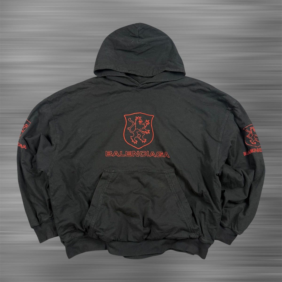 Balenciaga Balenciaga Lion Club Lined Embroidered Logo Hoodie Size US L / EU 52-54 / 3 - 1 Thumbnail