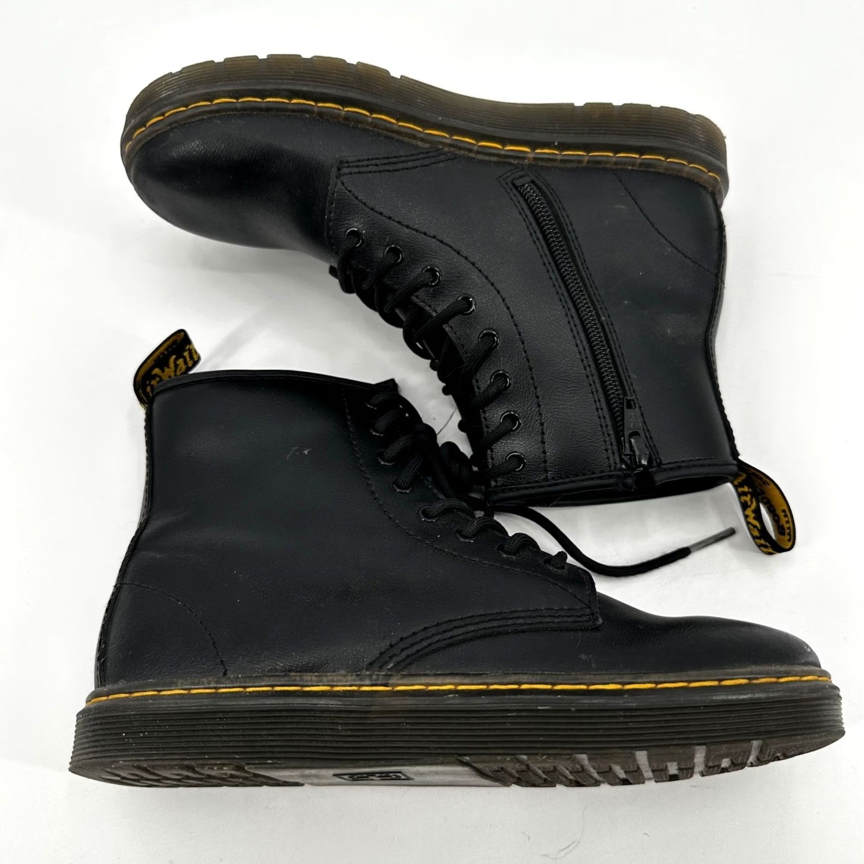Dr. Martens VINTAGE Dr. Martens Newton Black Leather Side Zip Combat Boots Men 4 Women 5 Moto Grunge Size US 5 / IT 35 - 7 Thumbnail