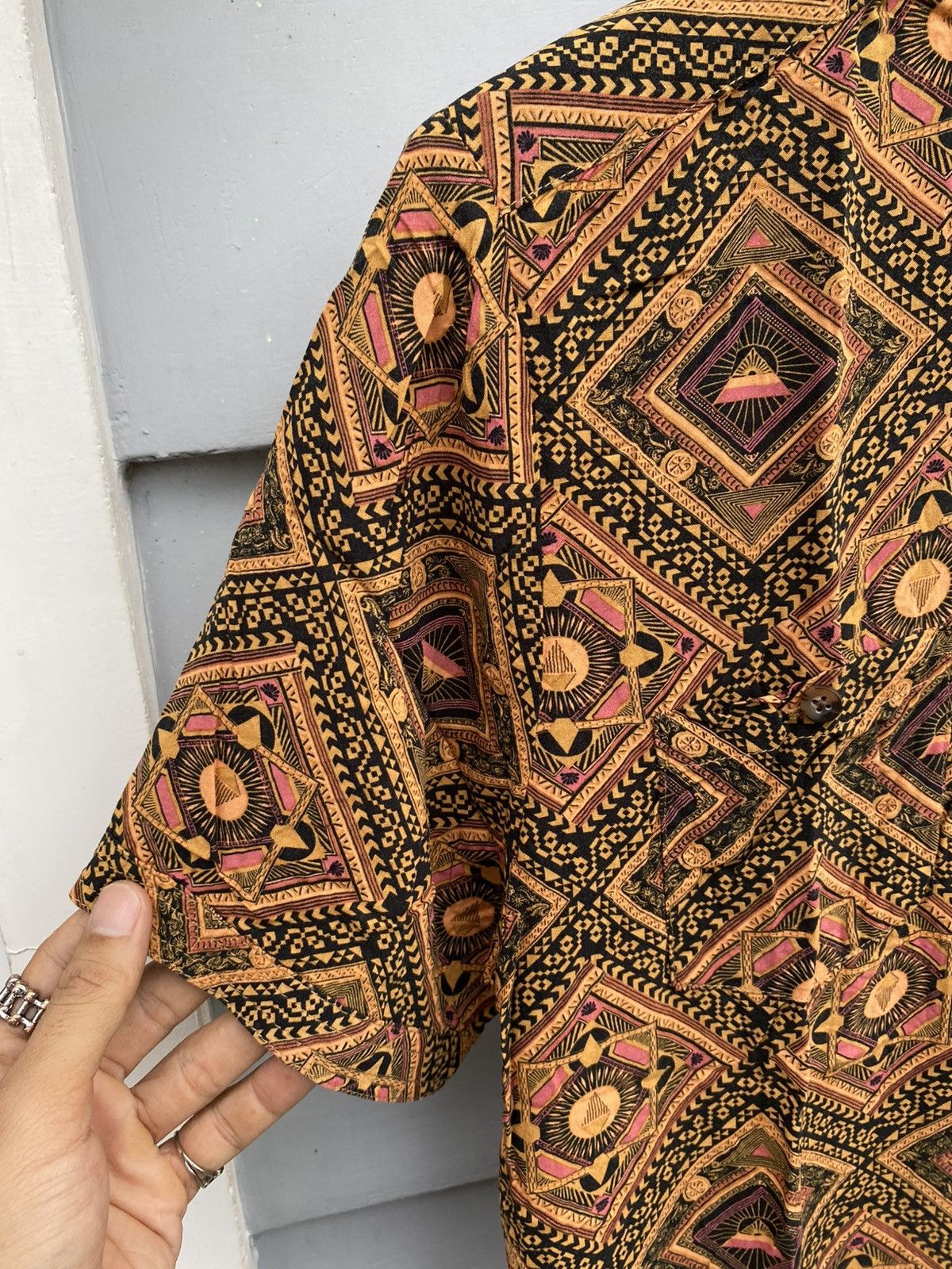 Other × Vintage Volcom Stone Graphic Print Traditional Batic Style Size US S / EU 44-46 / 1 - 5 Thumbnail