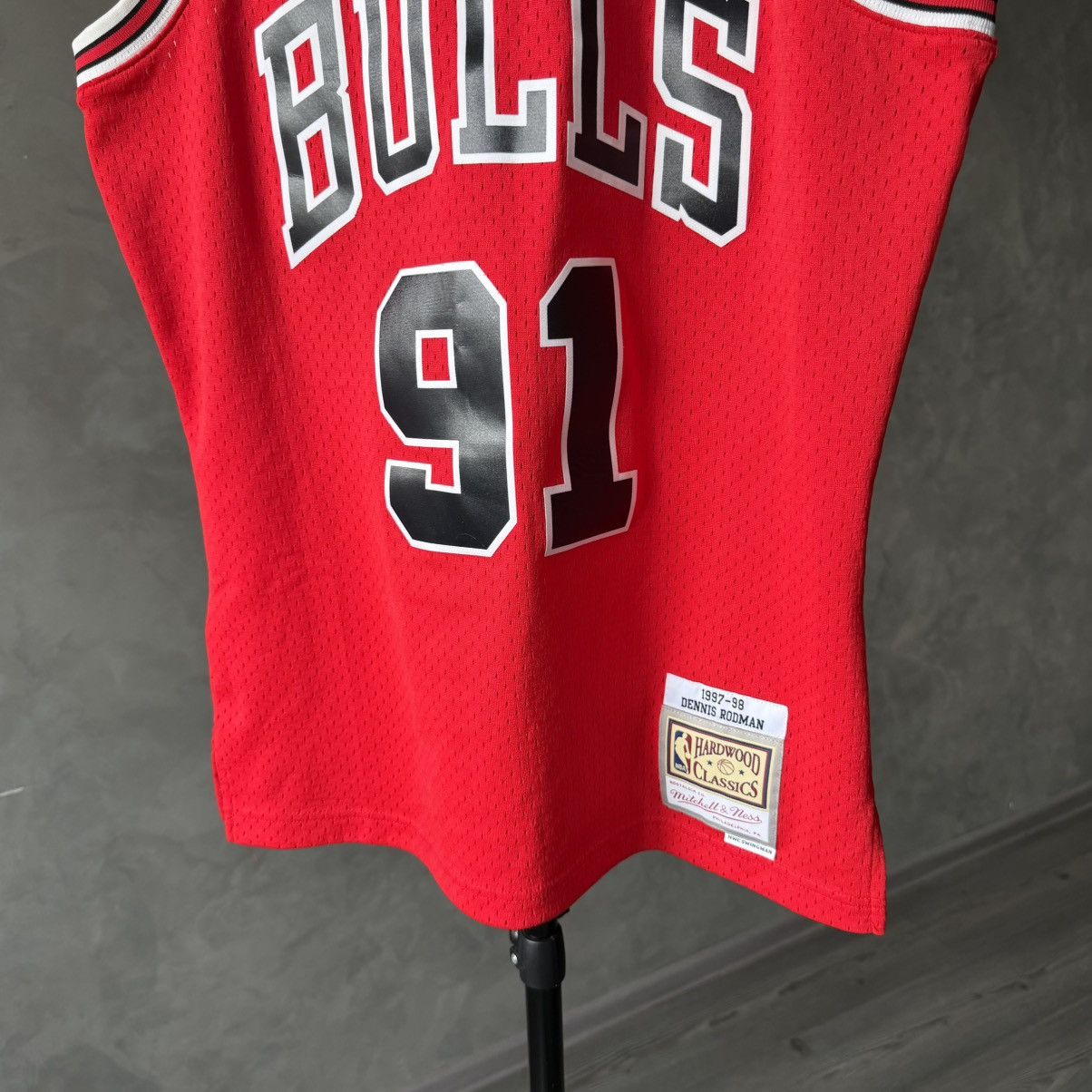 Mitchell & Ness Mitchell&Ness Chicago Bulls Denis Rodman Swingman Jersey M Size US M / EU 48-50 / 2 - 5 Thumbnail