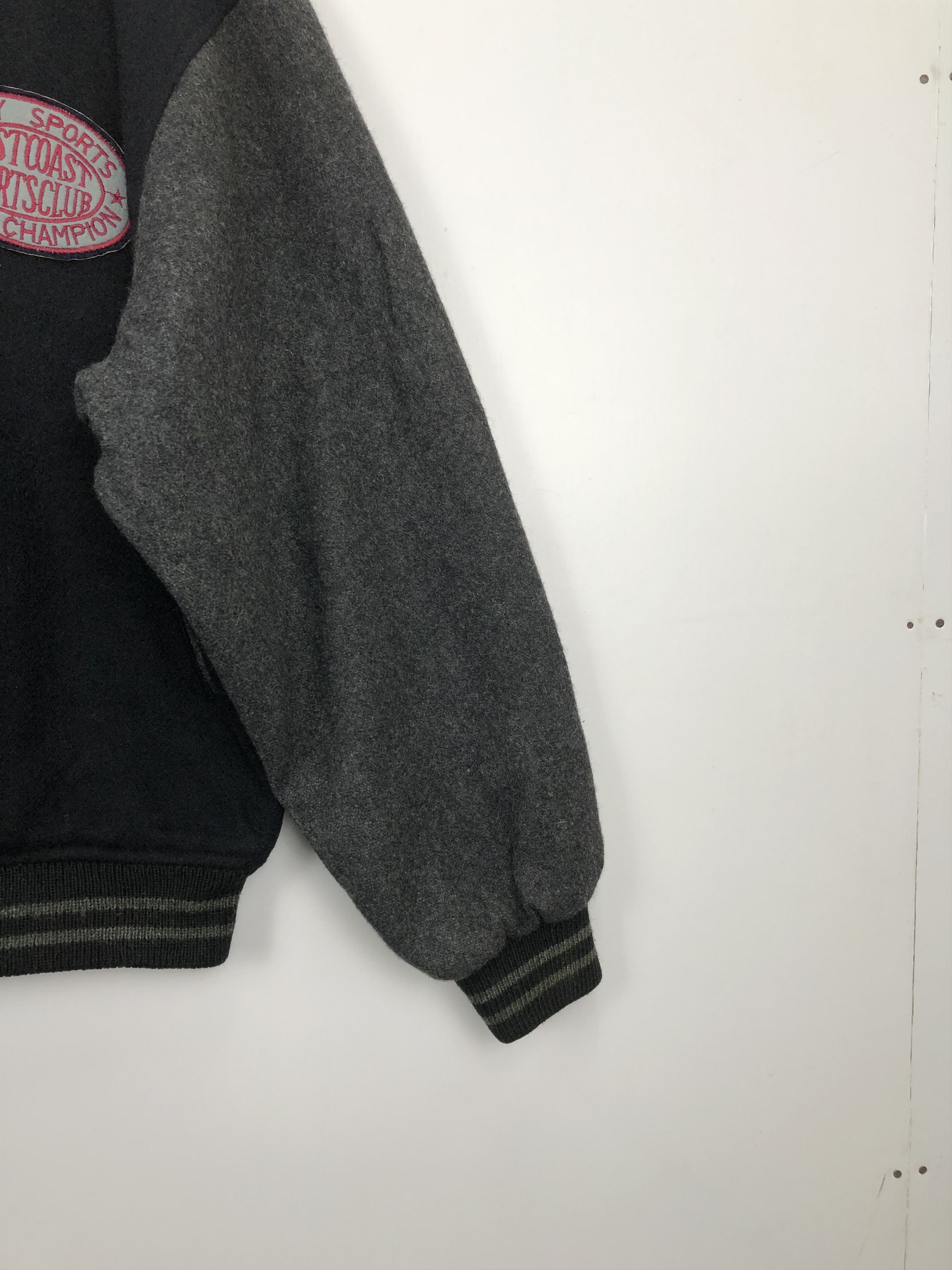 Vintage Vintage 90s West Coast Wool Varsity Jacket V0356 Size US M / EU 48-50 / 2 - 5 Thumbnail