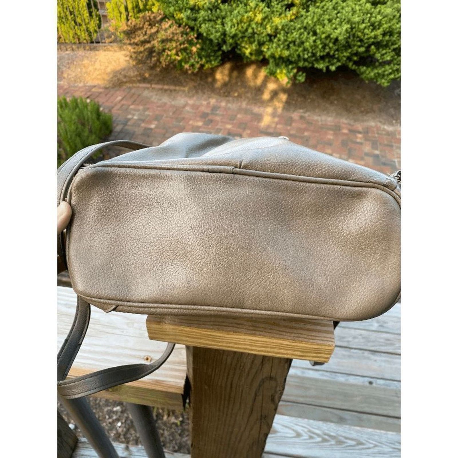 Bebe Bebe Los Angeles Beige Goldtone Hardware Backpack Size ONE SIZE - 9 Thumbnail