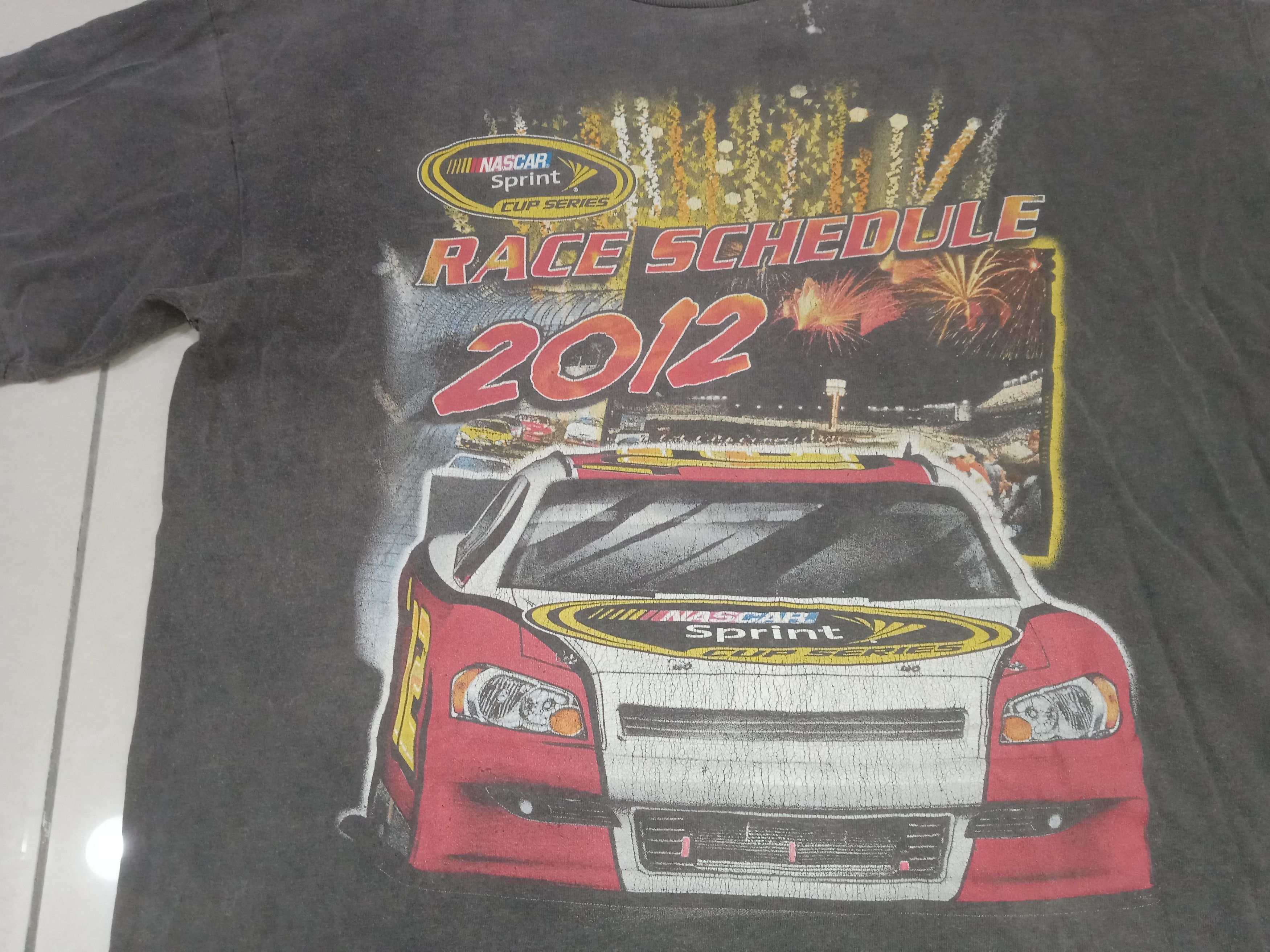 4GSELLER × NASCAR × Vintage Distressed NASCAR Racing 2012 T-Shirt Thrashed Size US XL / EU 56 / 4 - 7 Thumbnail