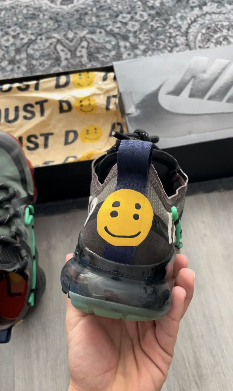 Cactus Plant Flea Market × Nike Cactus Plant Flea Market x Nike VaporMax 2019 Size US 9 / EU 42 - 7 Thumbnail