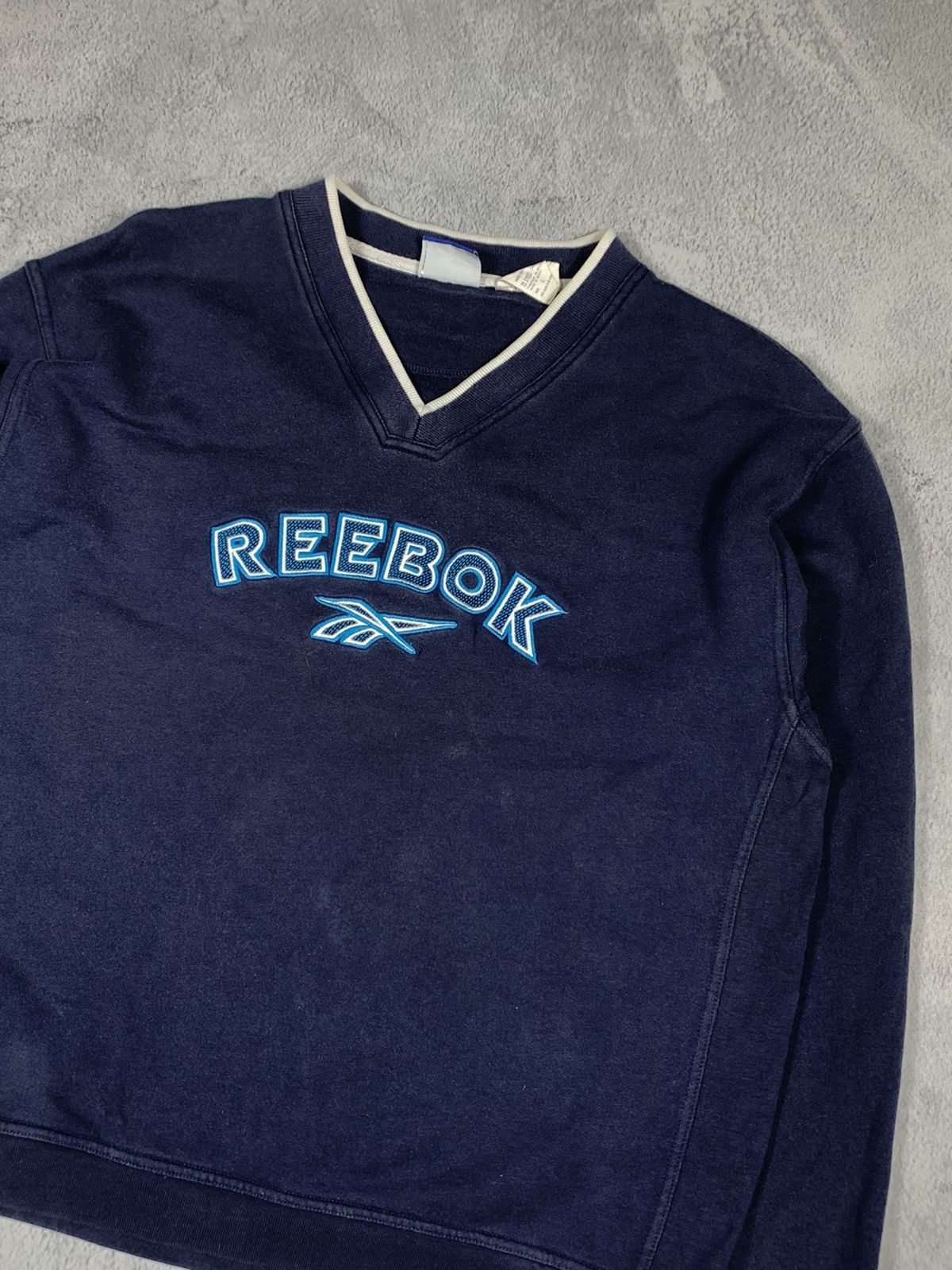 Reebok × Vintage Vintage Reebok sweatshirt sun faded style big logo size L Size US L / EU 52-54 / 3 - 3 Thumbnail