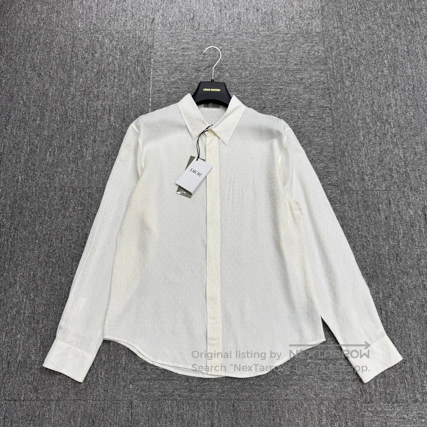 Dior Dior size41 CDlogo printed on a silk shirt made from silkwo Size US XS / EU 42 / 0 - 1 Thumbnail