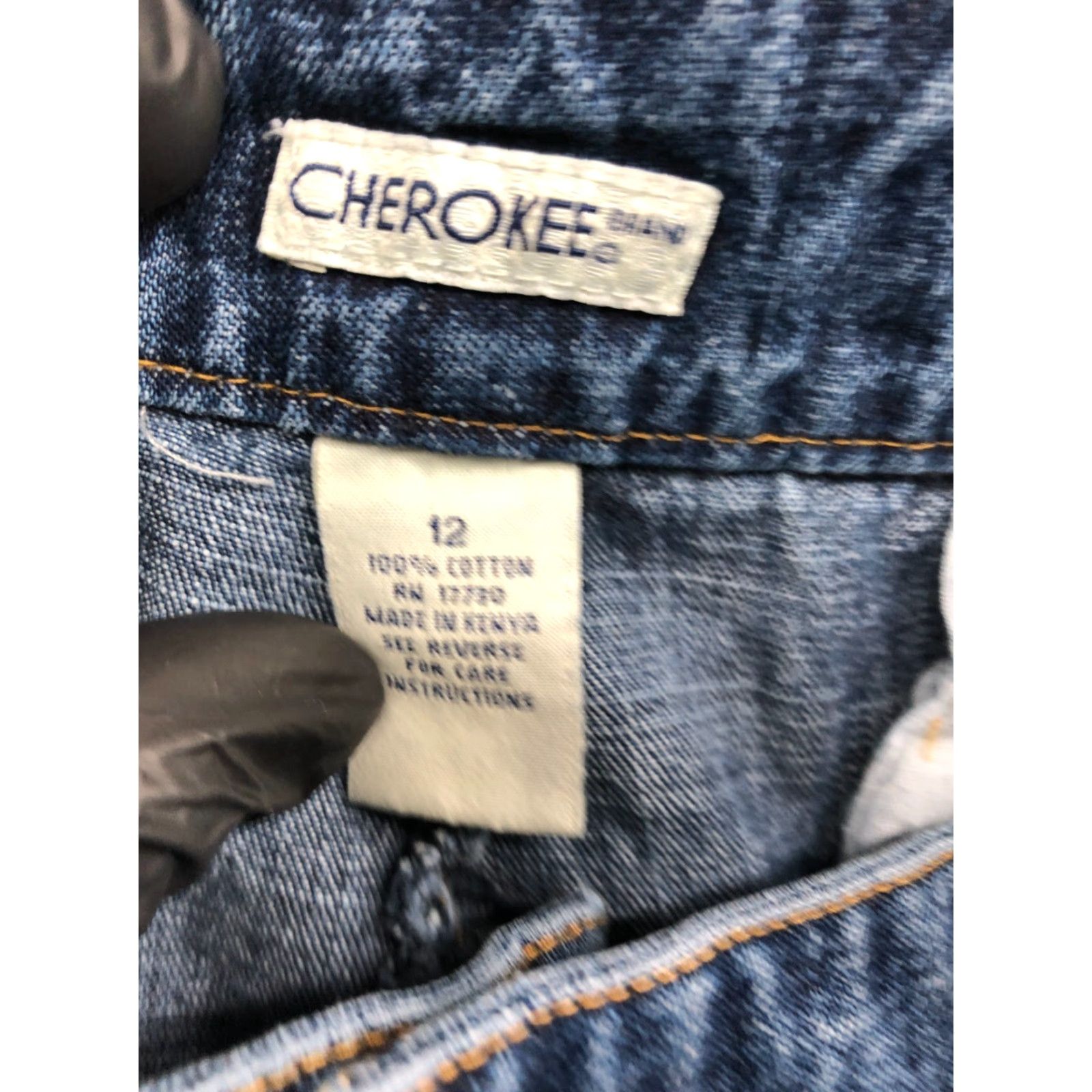 Cherokee Cherokee Boyfriend Shorts Womens Size 12 Mid Rise Medium Wash Blue Shirt Adults Regular 5-Pocket Denim Cotton Logo Size 34" / US 12 / IT 48 - 6 Thumbnail