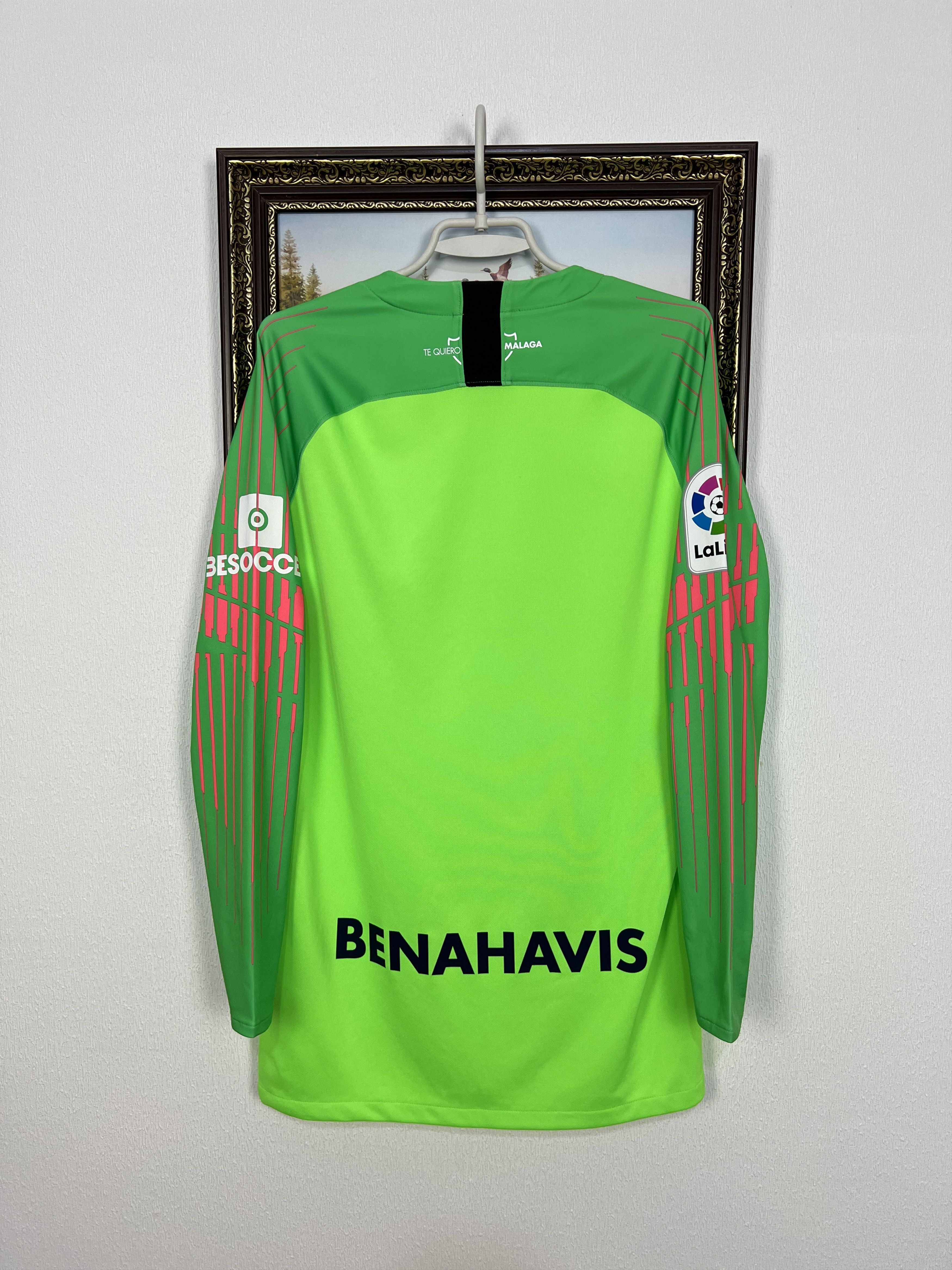 Nike Malaga Nike 2019 Football Goalkeeper Shirt Soccer Jersey Size US L / EU 52-54 / 3 - 12 Thumbnail
