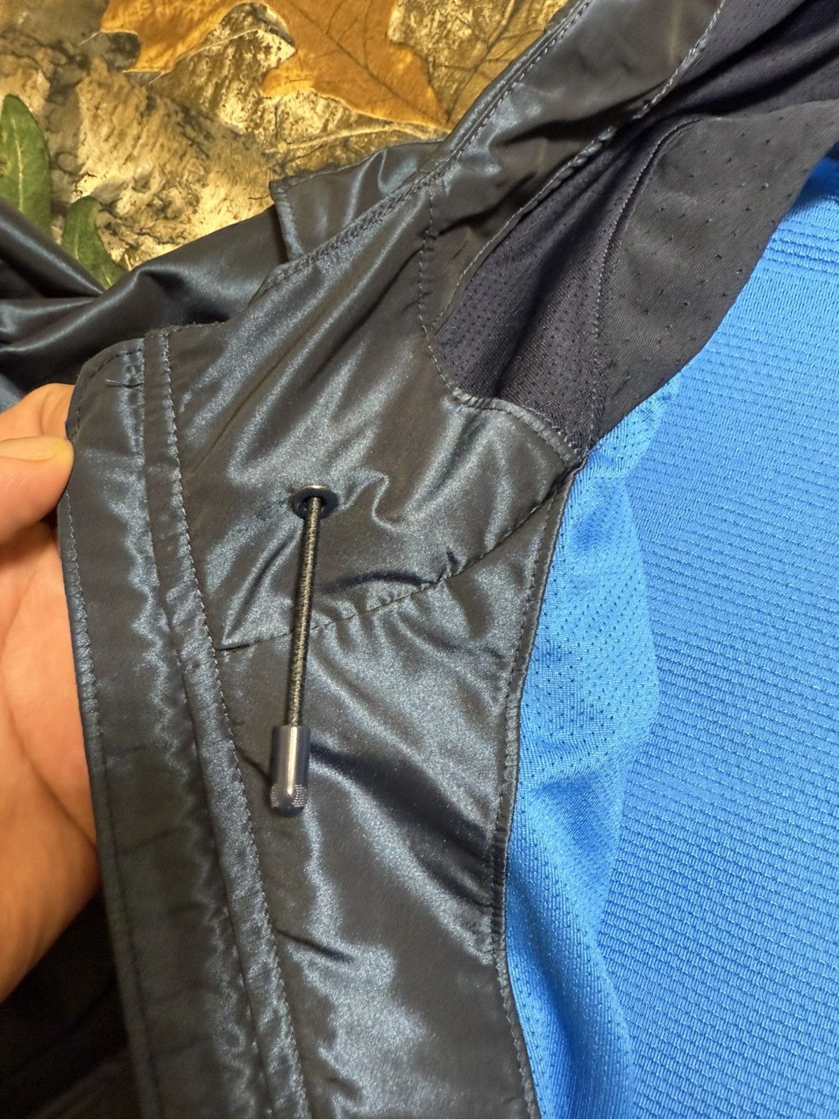 Nike ***FINAL DROP***RARE NIKE SHIELDTECH METALLIC JACKET SIZE XL Size US XL / EU 56 / 4 - 16 Thumbnail