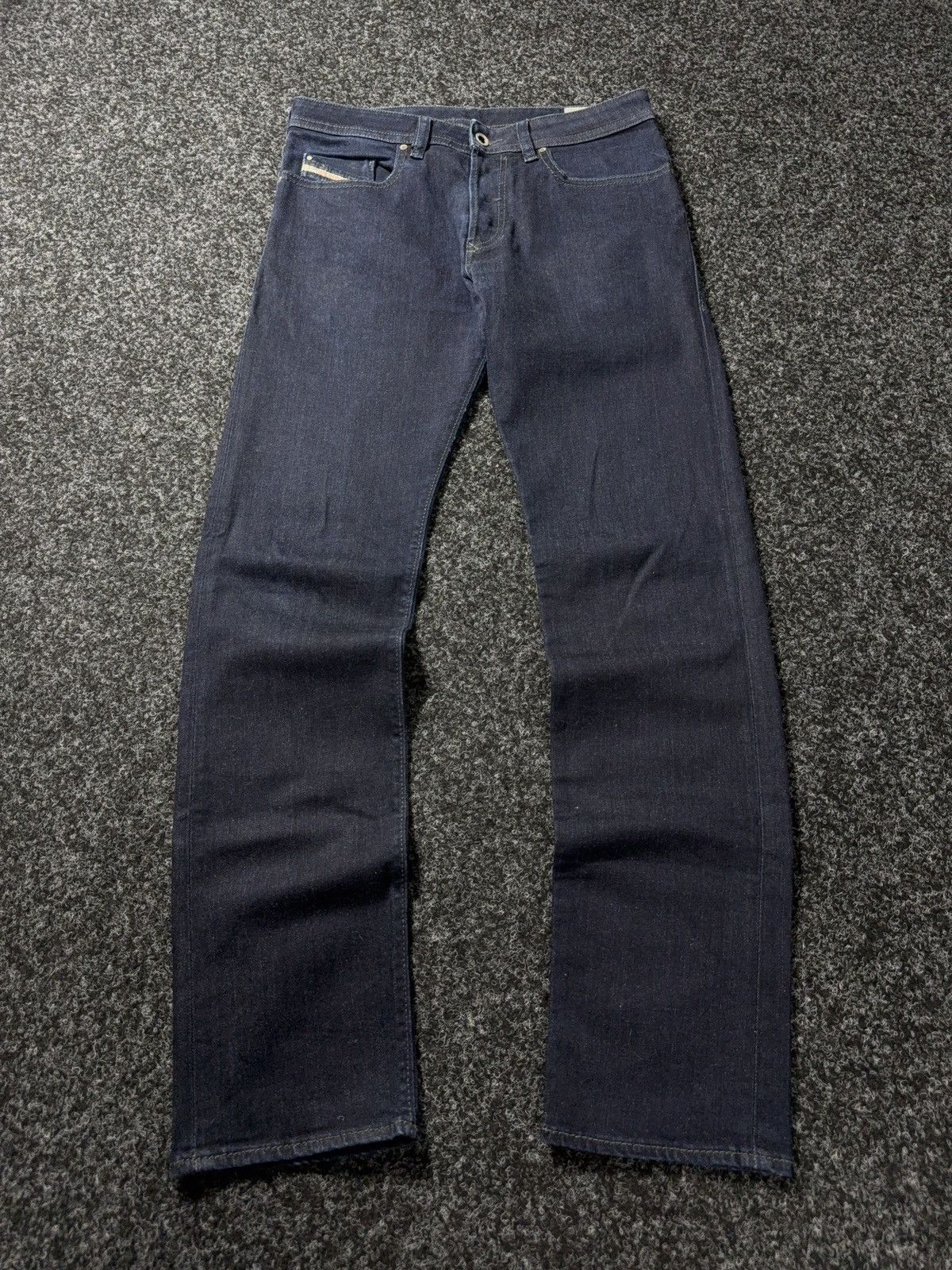 Diesel Luxury Diesel Italy Buster Dark Wash Slim Tapered Jeans W30 Size US 30 / EU 46 - 1 Thumbnail