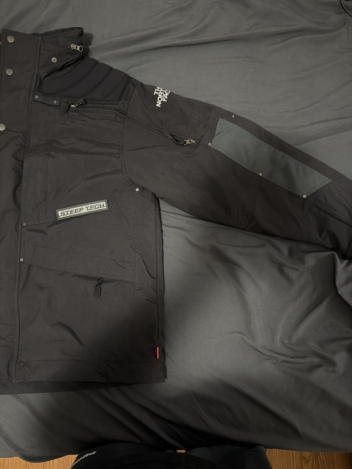 Supreme × The North Face Supreme The North Face Steep Tech Apogee Jacket FW22 Size US L / EU 52-54 / 3 - 23 Thumbnail