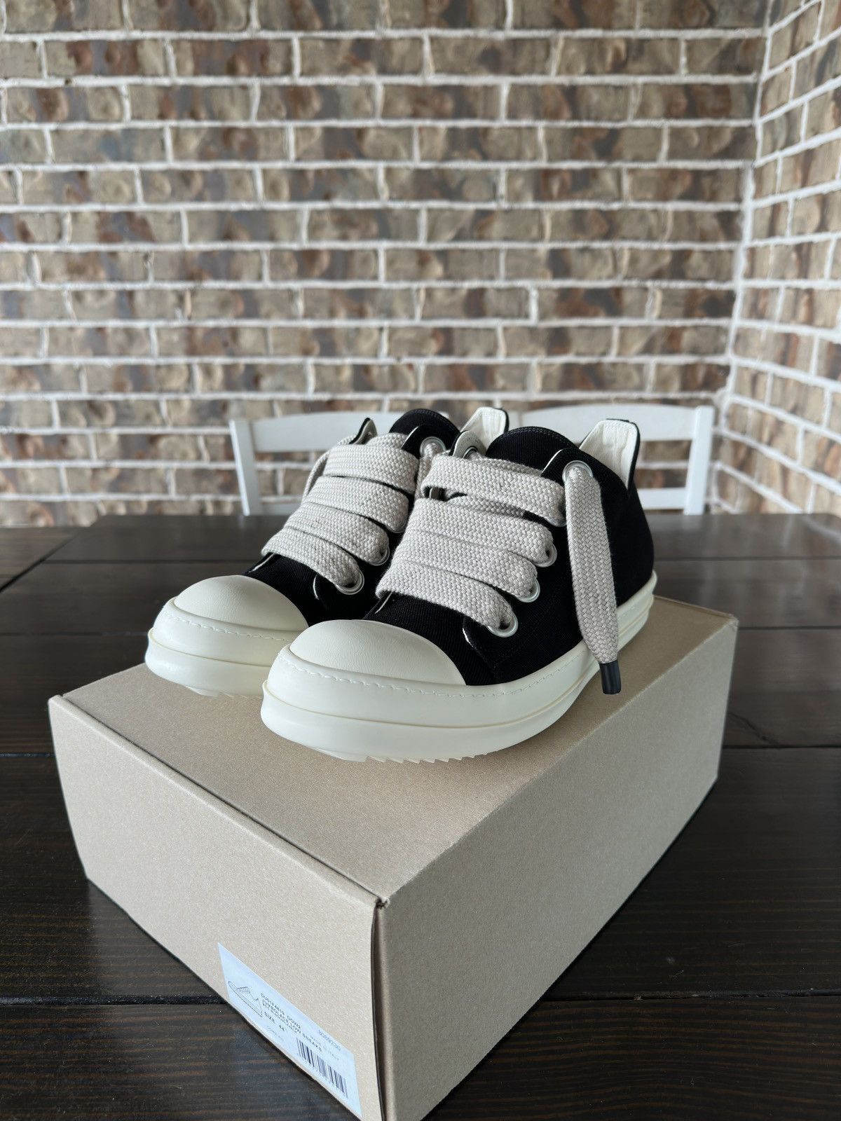 BRAND NEW Rick Owens DRKSHDW Jumbo Lace Low Black Milk