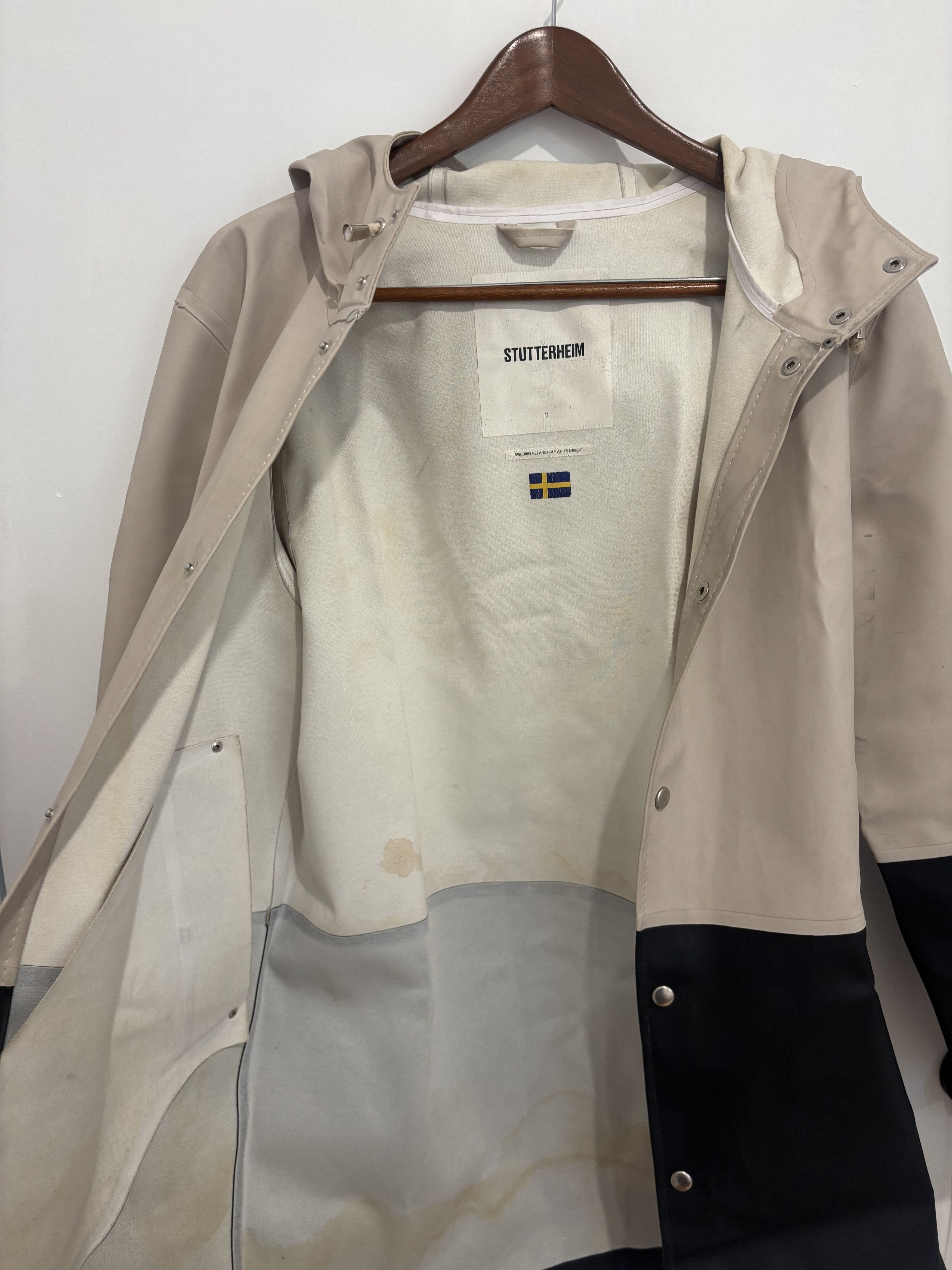Stutterheim SSENSE Exclusive Beige & Black Stockholm Raincoat Size US S / EU 44-46 / 1 - 2 Thumbnail