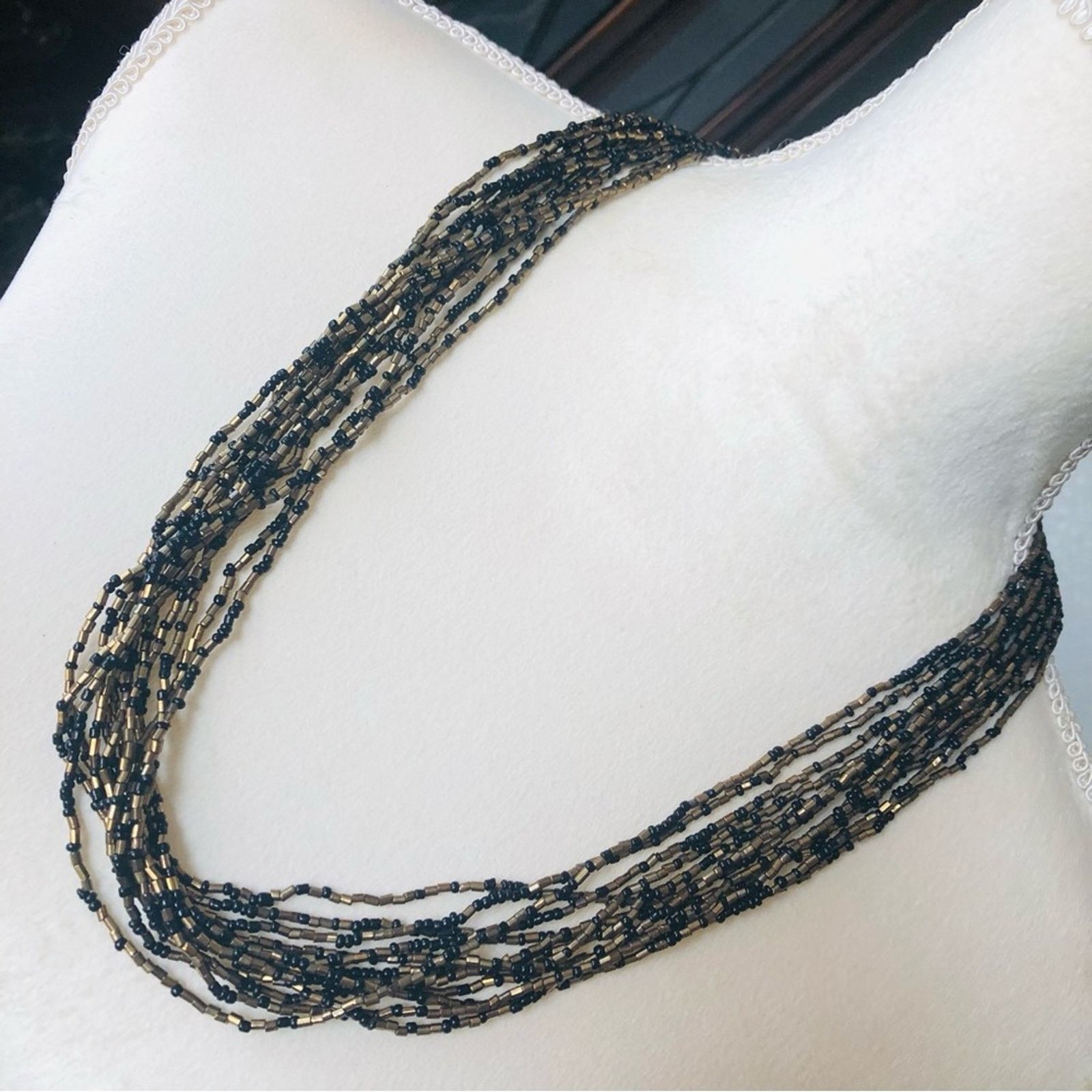 Vintage Vintage 90s gold and black multi strand seed bead necklace Size ONE SIZE - 1 Thumbnail
