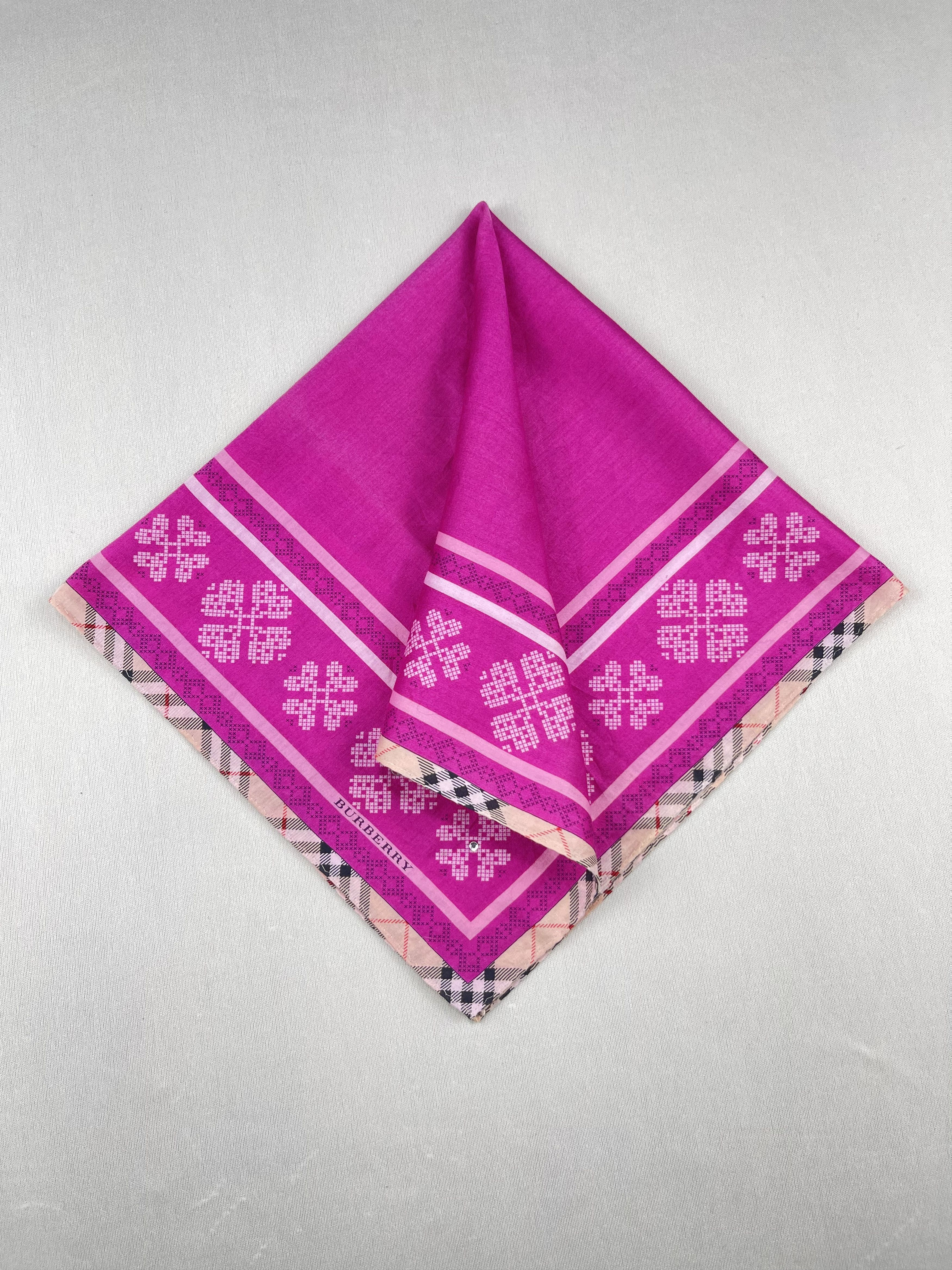 Burberry Vintage Burberry Handkerchief Pocket Square Bandana HM0052 Size ONE SIZE - 2 Thumbnail