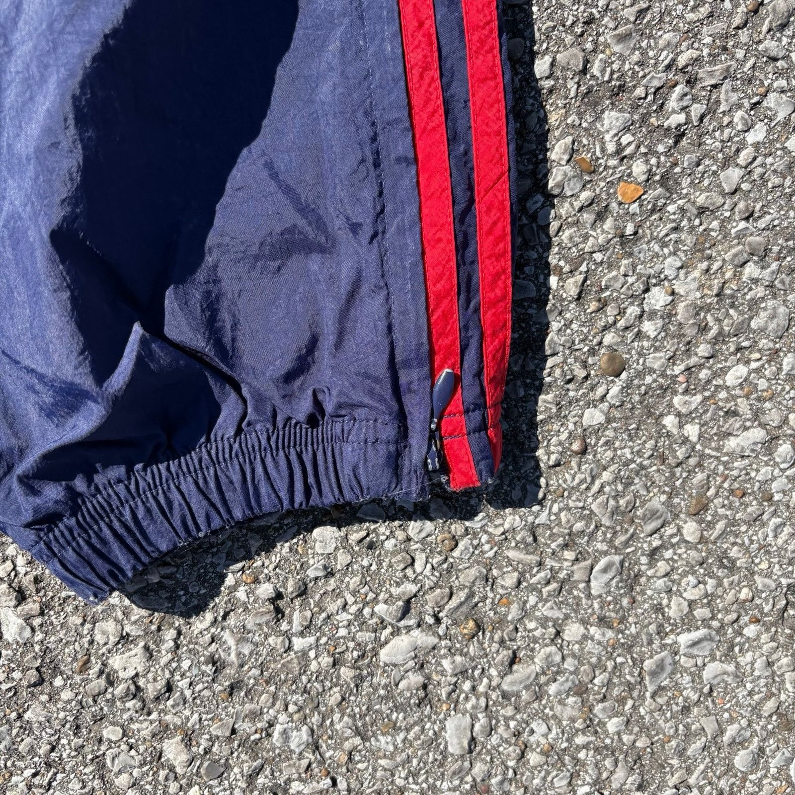 Adidas Vintage baggy pants Size US 34 / EU 50 - 3 Thumbnail