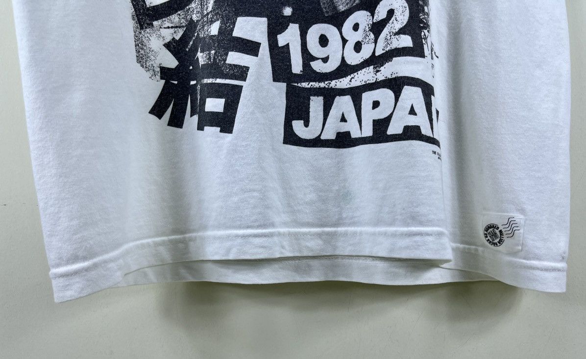 Band Tees Vintage The Clash Tour Japan 1982 RARE PIECES!! Size US M / EU 48-50 / 2 - 11 Thumbnail
