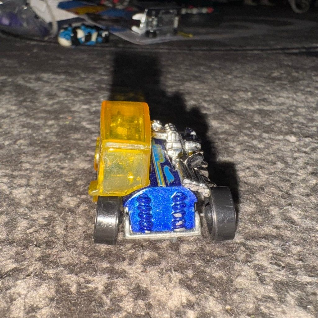 Vintage 1998 Hot Wheels Motor Psycho Wild Things Car Blue Yellow Size ONE SIZE - 2 Thumbnail