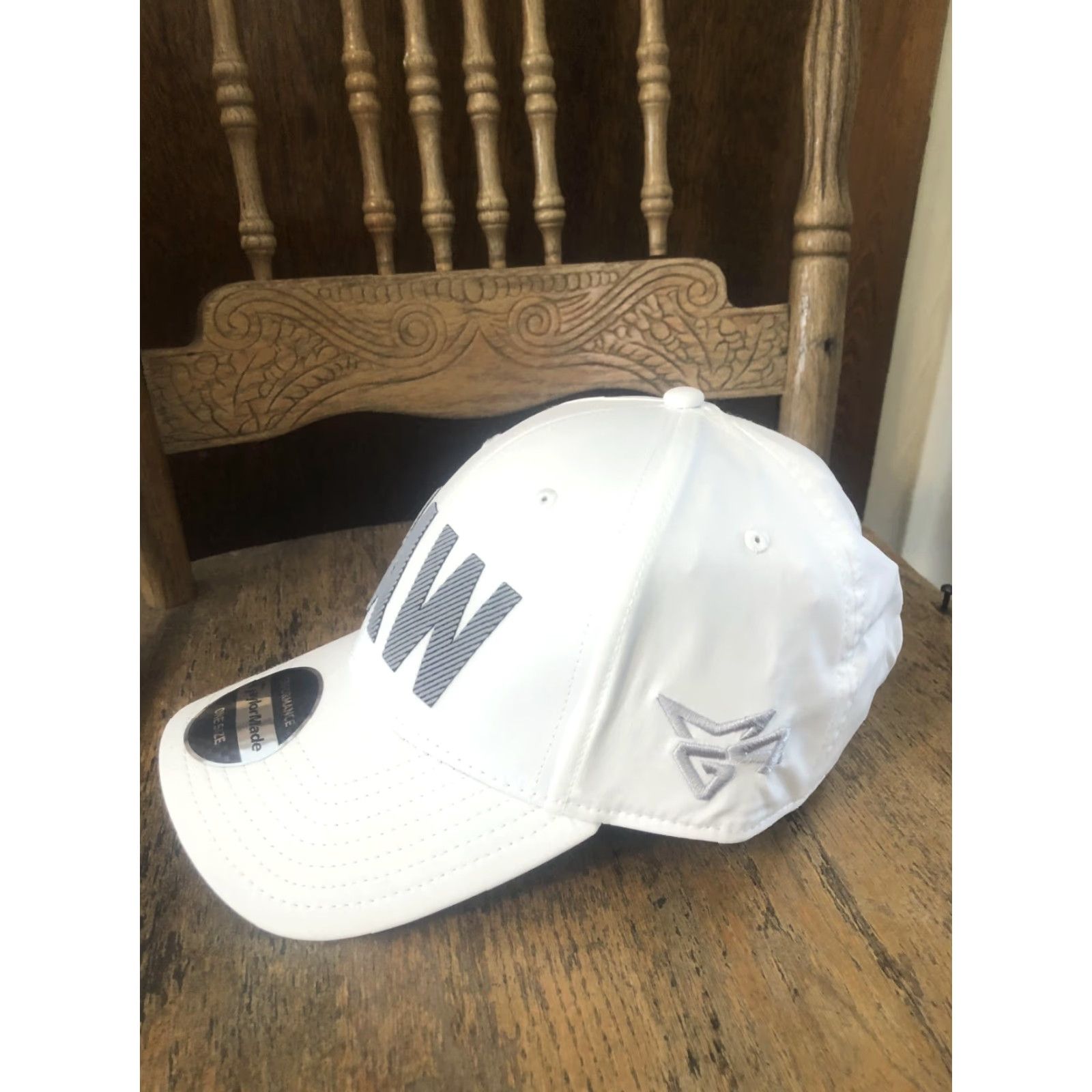 TaylorMade TaylorMade RAW Hat Cap Strap Back Mens One Size White Golf Tour Authentic Size ONE SIZE - 3 Thumbnail