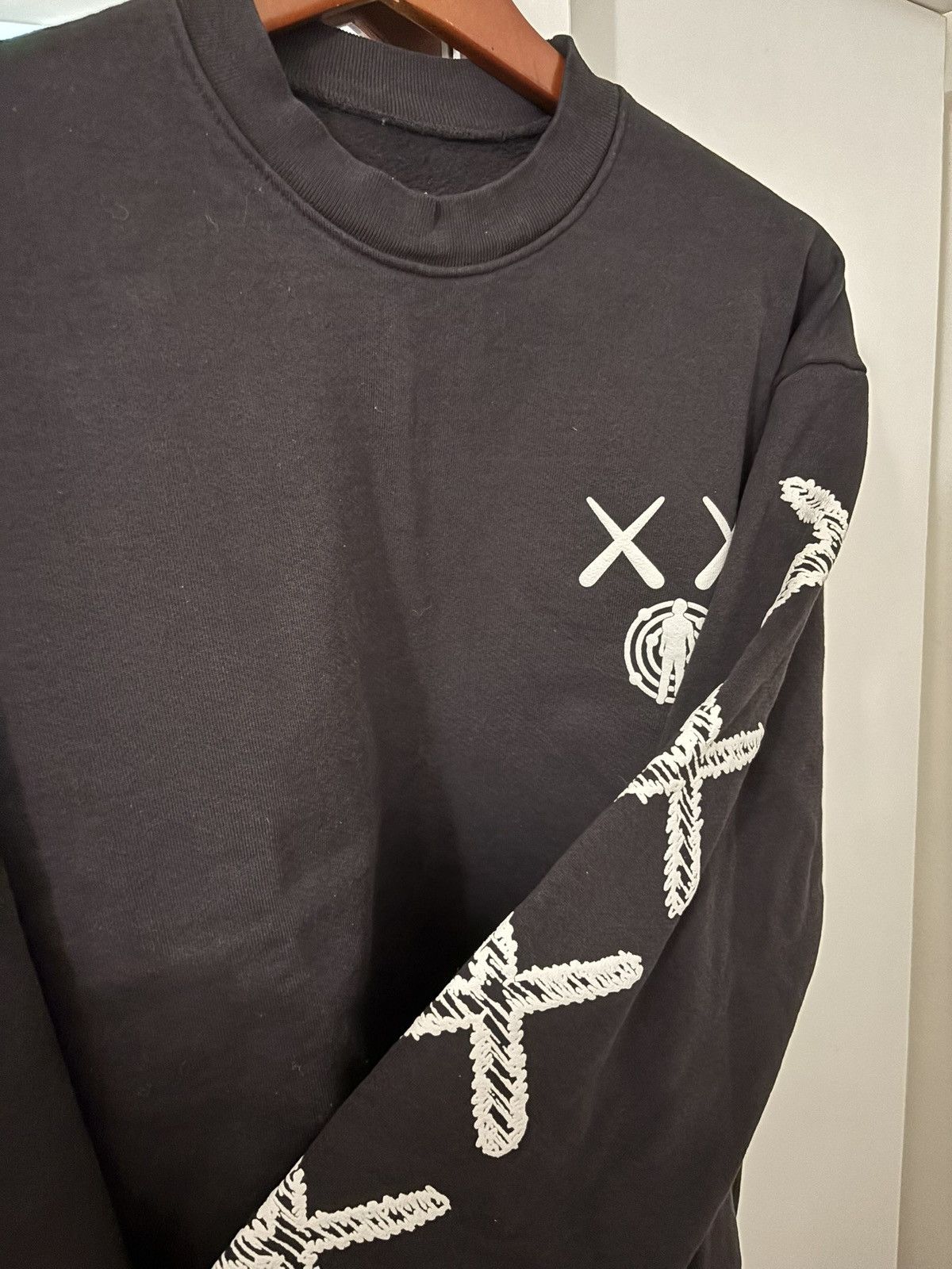 Kaws × Kid Cudi Kaws for Kid Cudi Moon Man Sweatshirt Size US M / EU 48-50 / 2 - 2 Thumbnail