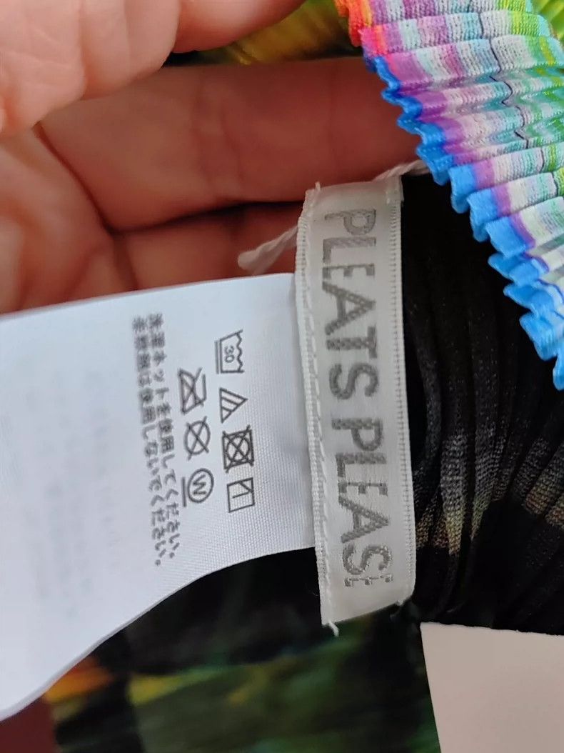 Issey Miyake Issey Miyake size:3 Black and green high-neck top Size S / US 4 / IT 40 - 4 Thumbnail