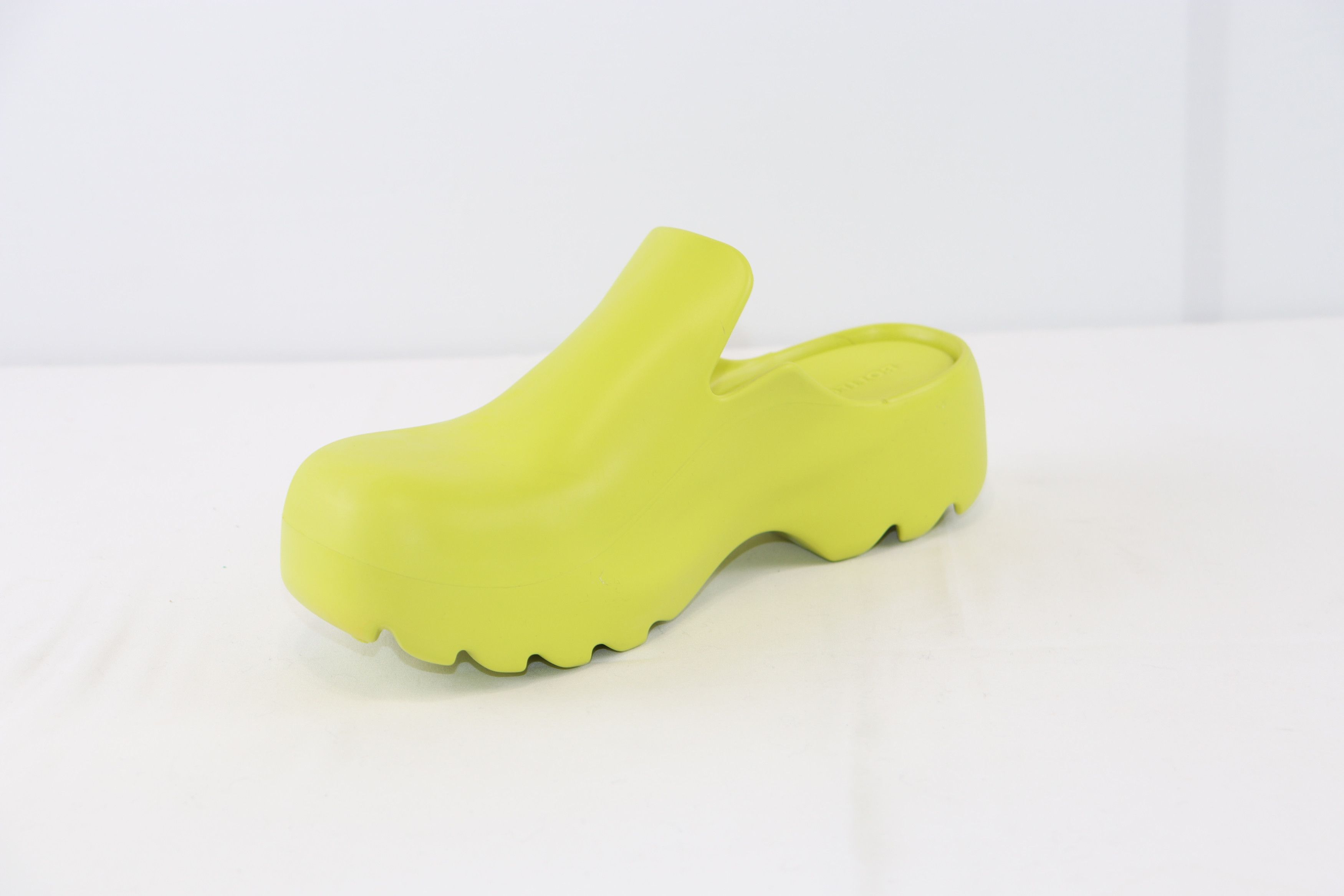 Bottega Veneta o1rshd1 Flash Slipper Rubber in Yellow Size US 11 / EU 44 - 4 Thumbnail