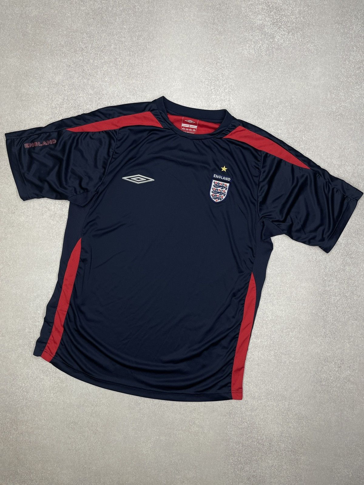 Umbro Vintage Umbro England Soccer Jersey Navy Y2K Football Size US L / EU 52-54 / 3 - 1 Thumbnail