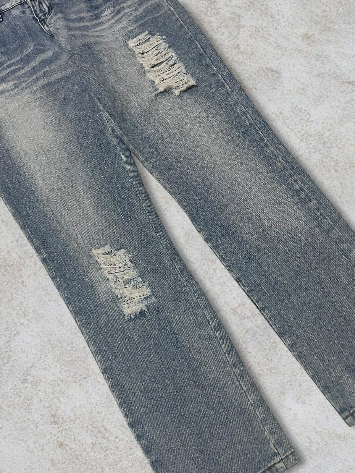 Japanese Brand Japanese Double Waist Spellout Embroidered Distressed Jeans Size 29" - 5 Thumbnail