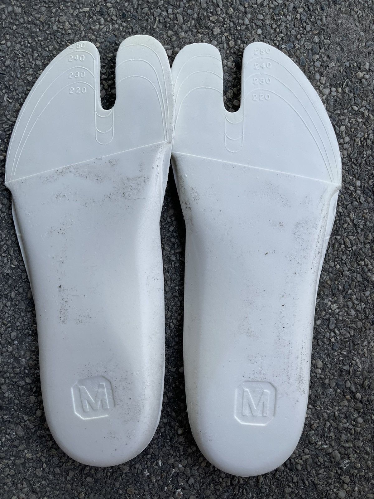 SOU SOU Rare Tabi Sou Sou Japanese Brand(Maison Margiela Tabi Alt) Size US 8 / IT 38 - 8 Thumbnail