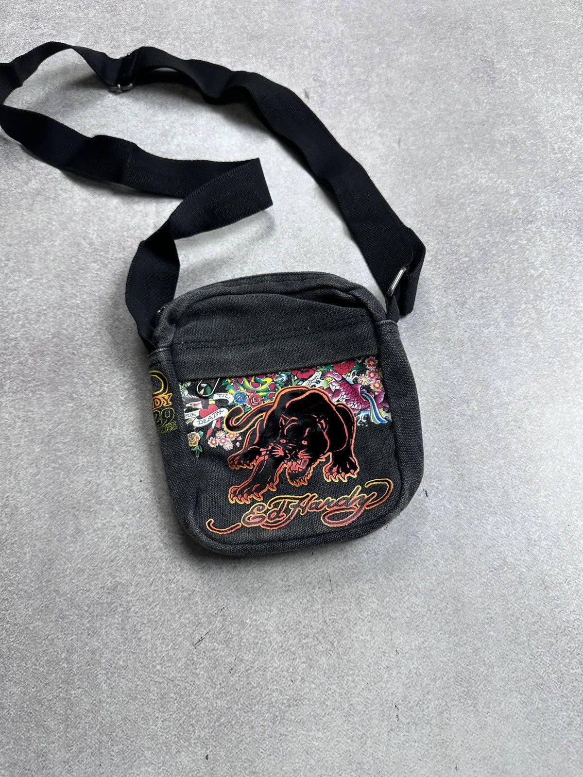 Ed Hardy Vintage Ed Hardy Y2K Cross Body Bag Rare Os Size ONE SIZE - 2 Thumbnail