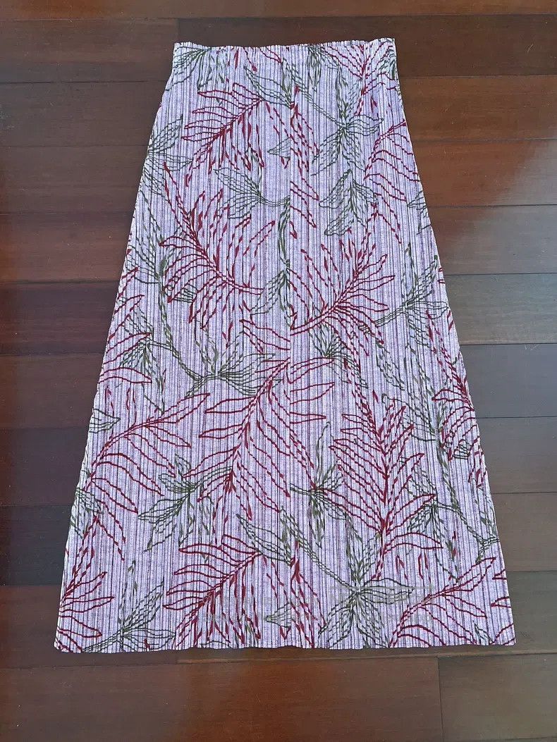 Issey Miyake Issey Miyake size:1 Oleander Skirt Size 31" - 2 Thumbnail