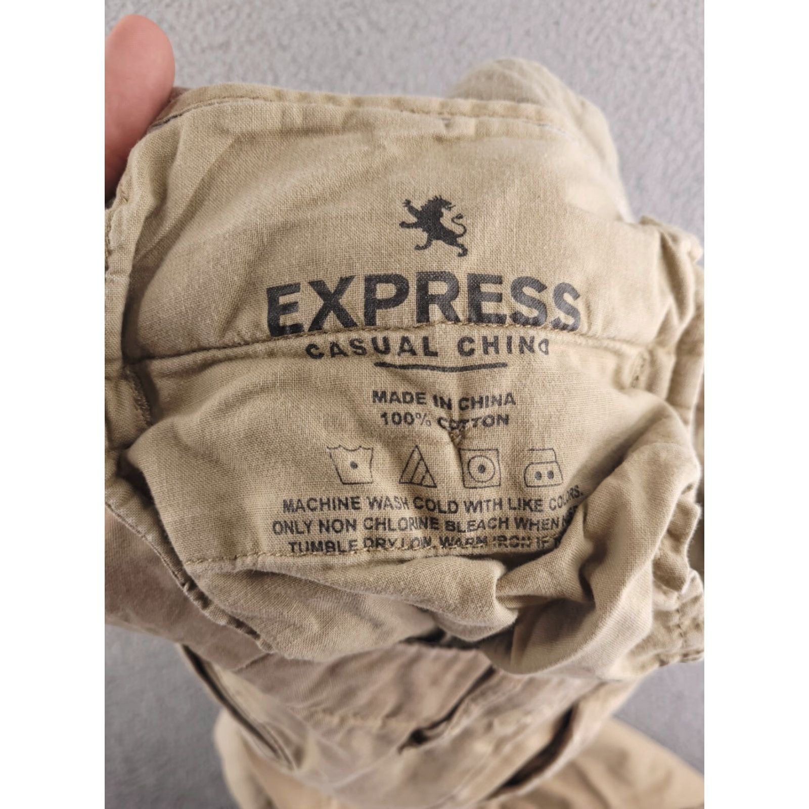 Express Express Pants Mens 34x31 Brown Chino Relaxed Fit Pants Mens 34 Brown Chino Relaxed Fit Size US 34 / EU 50 - 5 Thumbnail