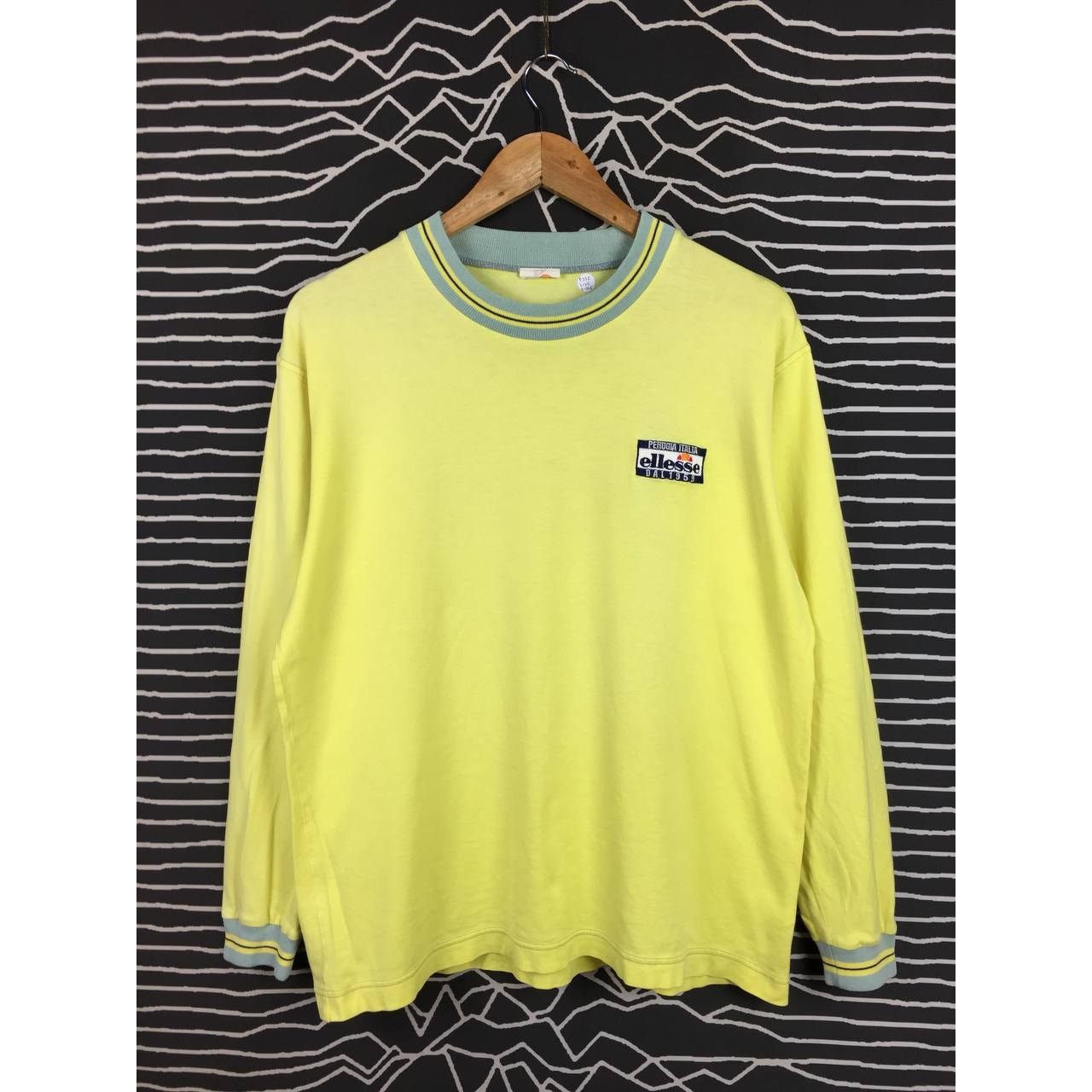 Ellesse × Vintage Vtg Ellesse Perugia Italia Embroidered Logo Longsleeve Tee Size US L / EU 52-54 / 3 - 1 Thumbnail