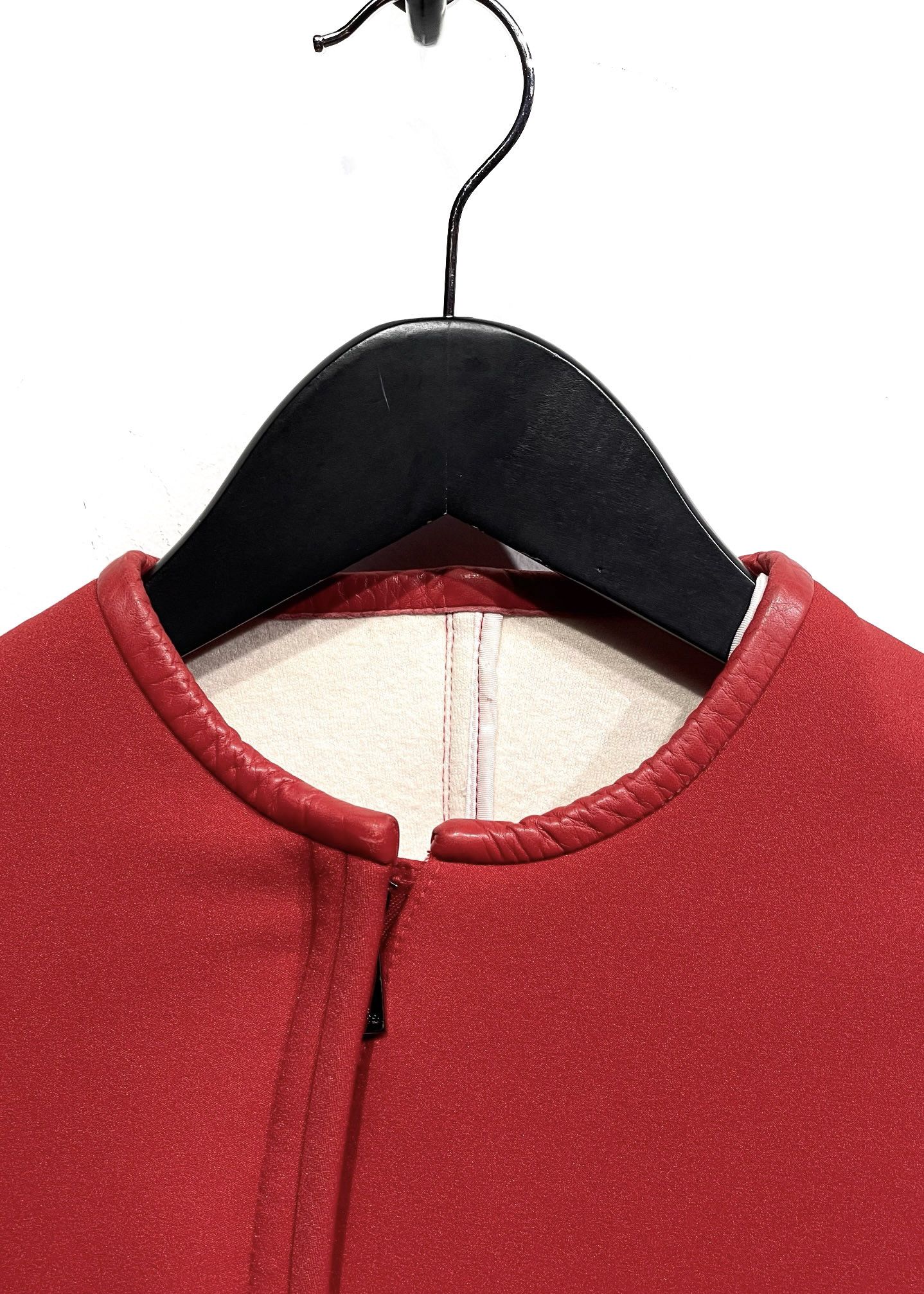 Gucci × Tom Ford Gucci Tom Ford 1999 Red Neoprene Asymmetrical Jacket Size S / US 4 / IT 40 - 3 Thumbnail