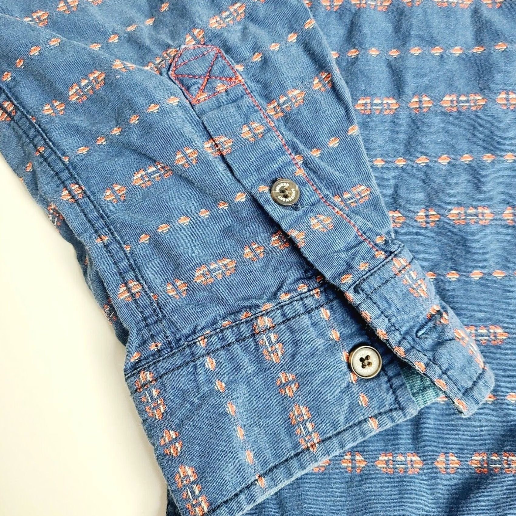 Vintage VINTAGE Modern Amusement Button-Down Shirt Teens M Aztec Blue Surfer Cotton Mens? Size US M / EU 48-50 / 2 - 5 Thumbnail