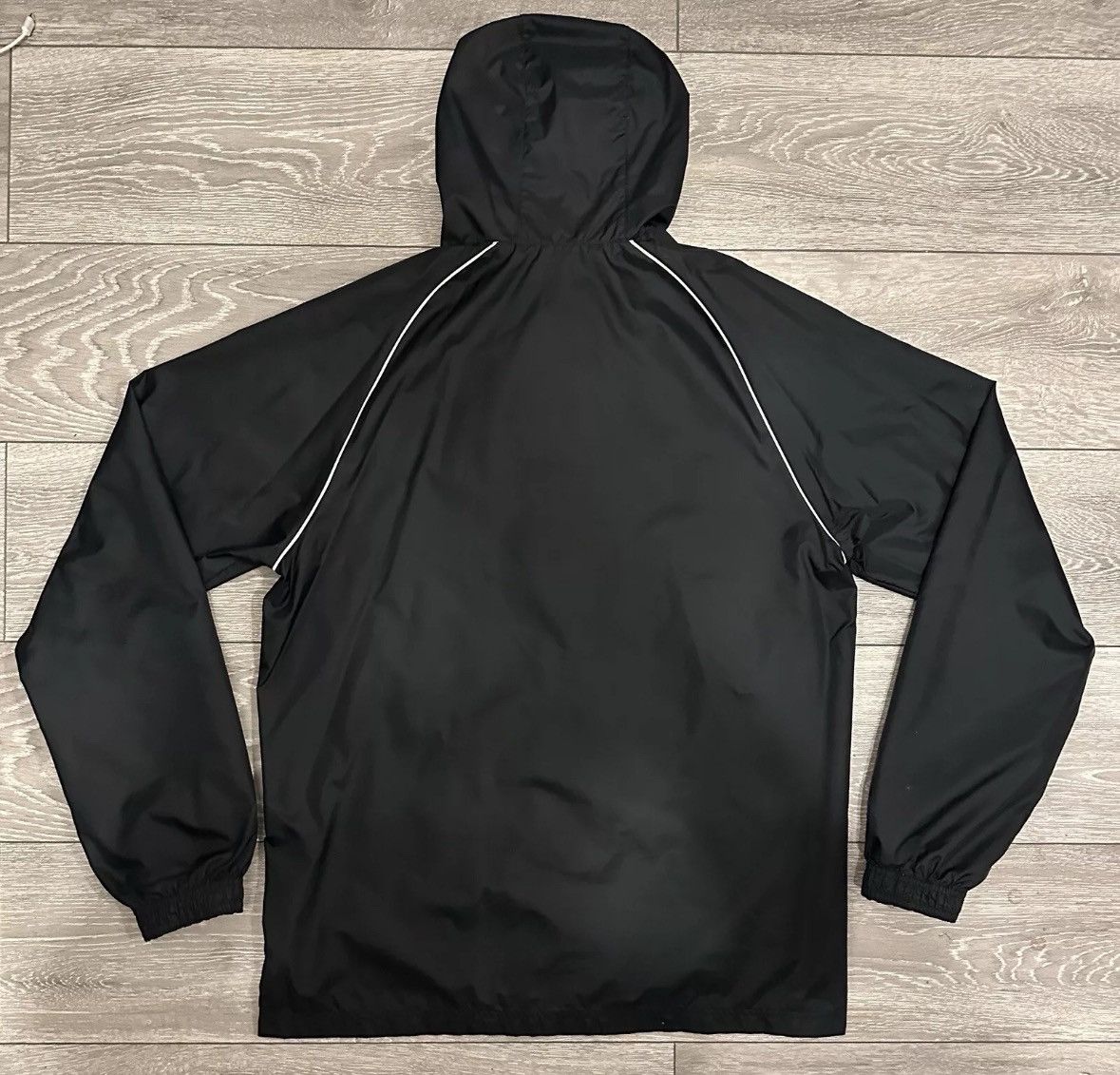 Adidas Oversized adidas windbreaker - size M Size US M / EU 48-50 / 2 - 2 Thumbnail