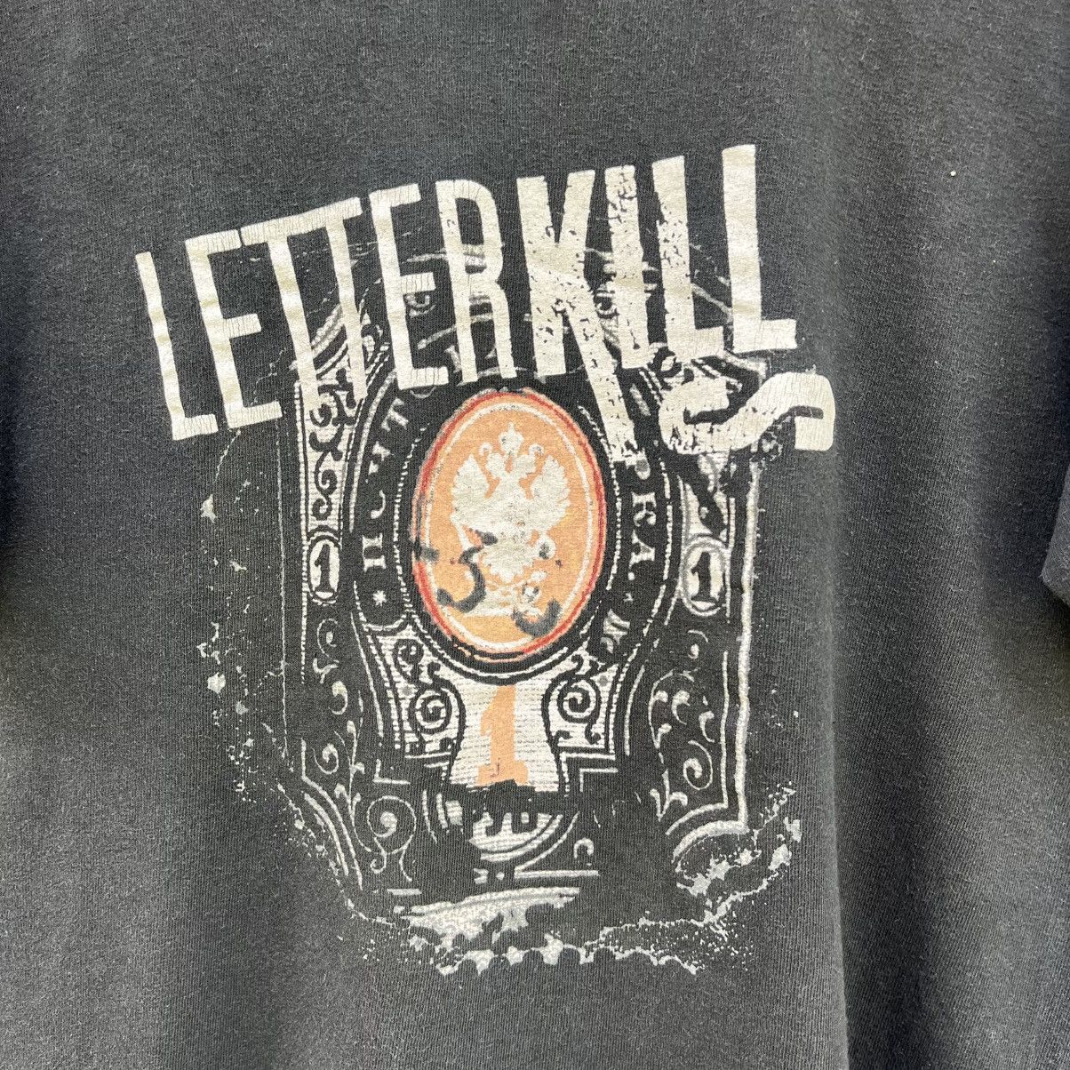 Band Tees Thrashed Faded Vintage Letter Kills Band Tee Size US S / EU 44-46 / 1 - 2 Thumbnail