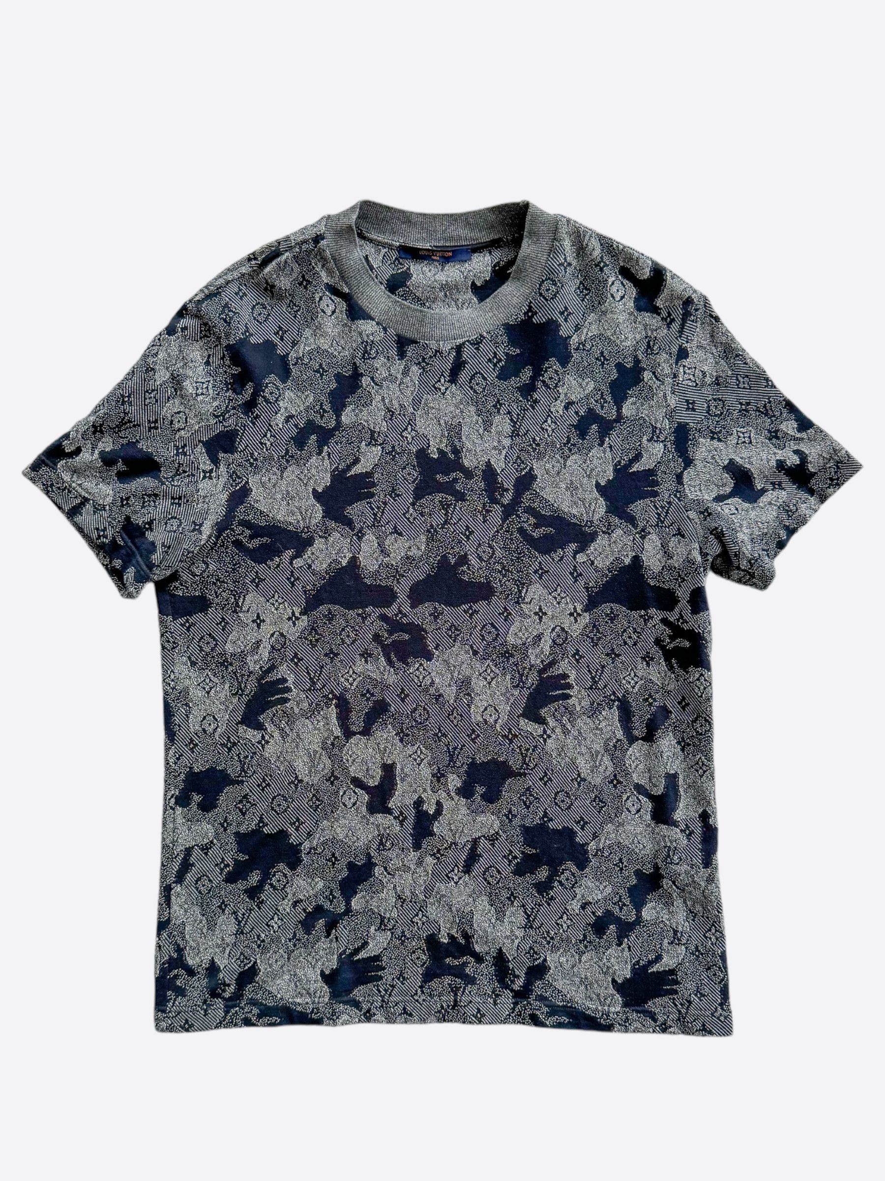 Louis Vuitton Louis Vuitton Grey Camouflage Monogram T-Shirt Size US L / EU 52-54 / 3 - 1 Thumbnail